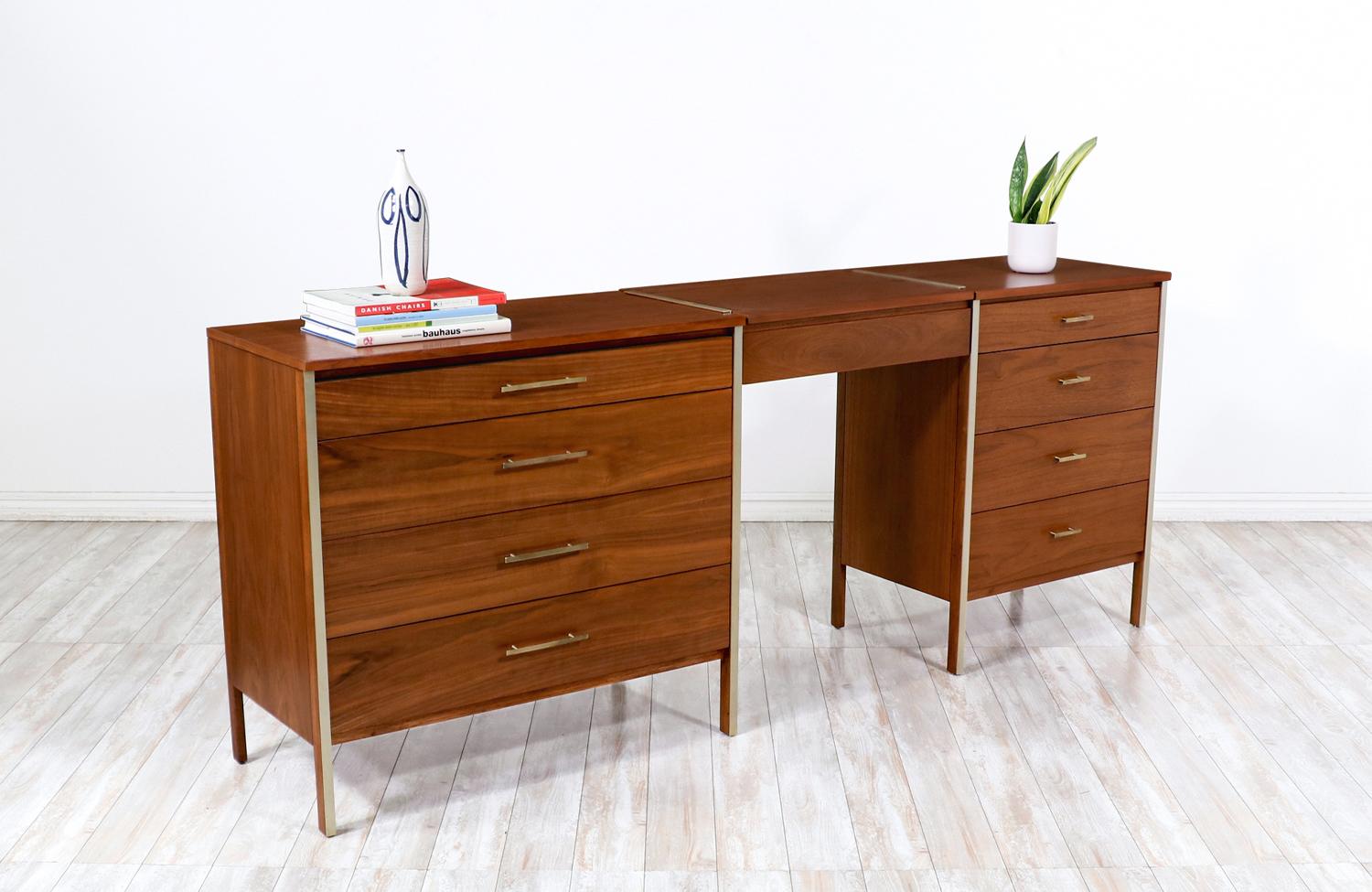 Mid-Century Modern Dresser Set with Vanity by Paul McCobb for Calvin Furniture 1