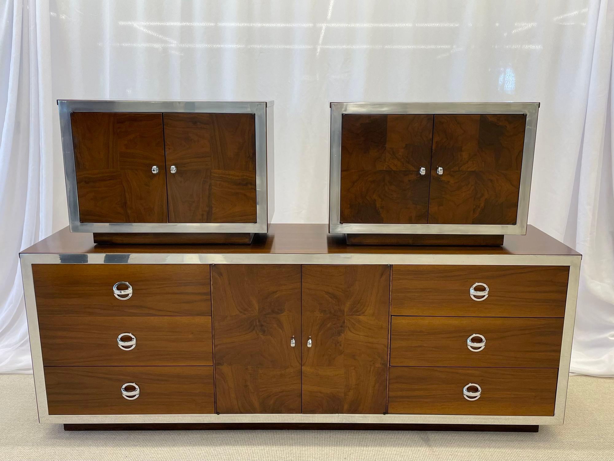 Mid-Century Modern Dresser / Sideboard, Milo Baughman Style, Chrome, Walnut For Sale 10
