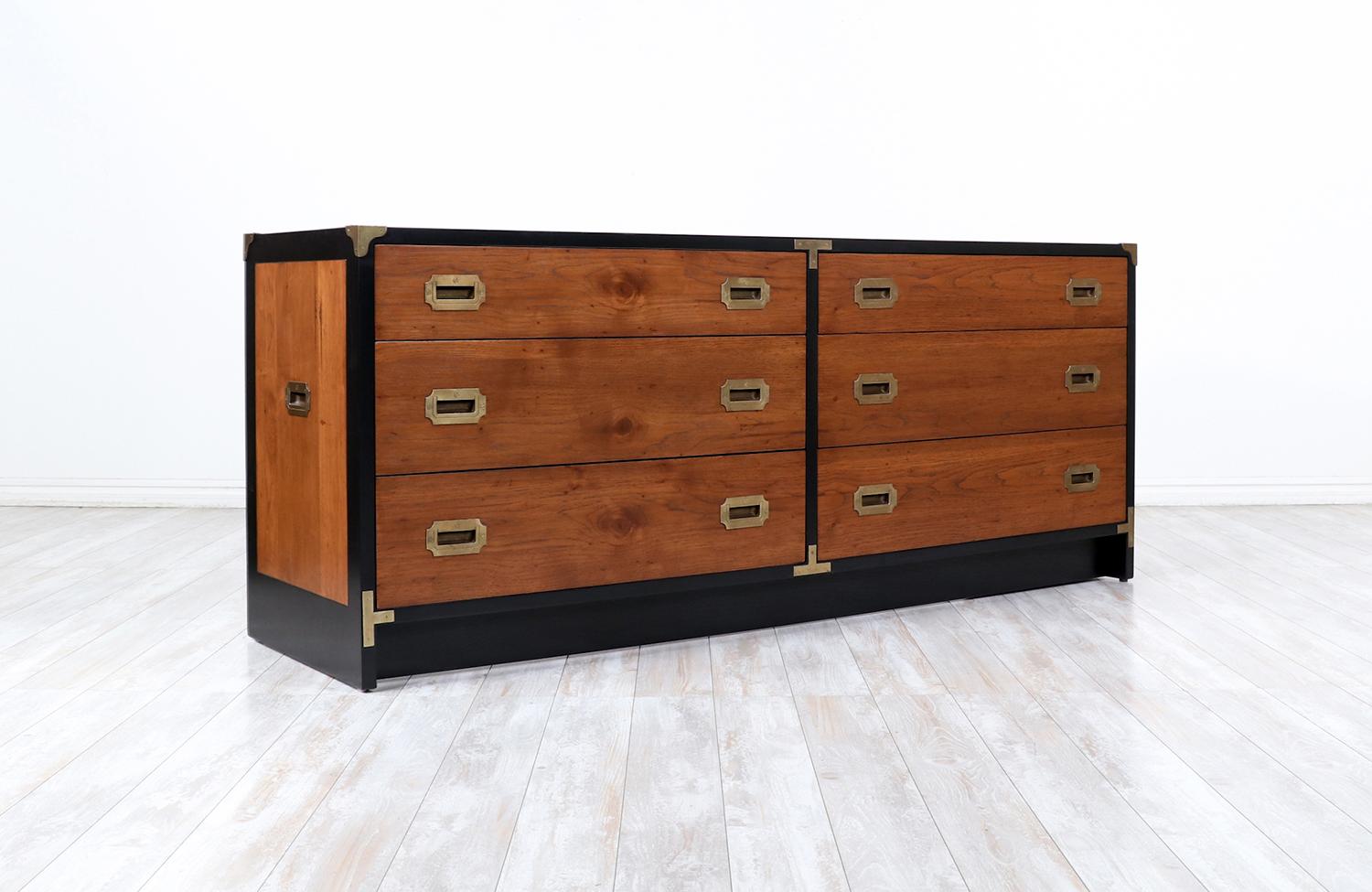 American Mid-Century Modern Dresser with Brass Accents by Glenn of California 