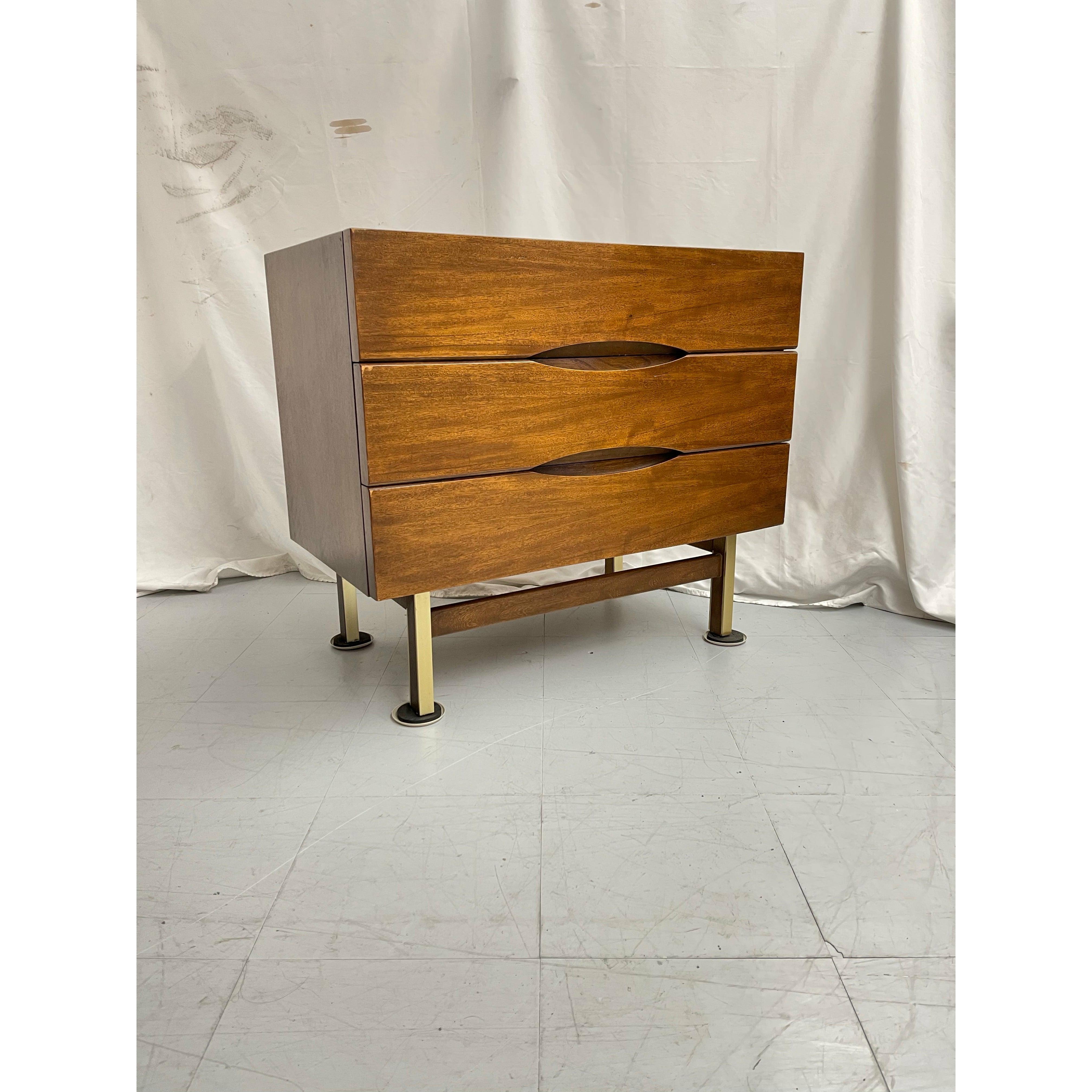 Mid-Century Modern Mid Century Modern Dresser with Brass & Wooden Legs For Sale