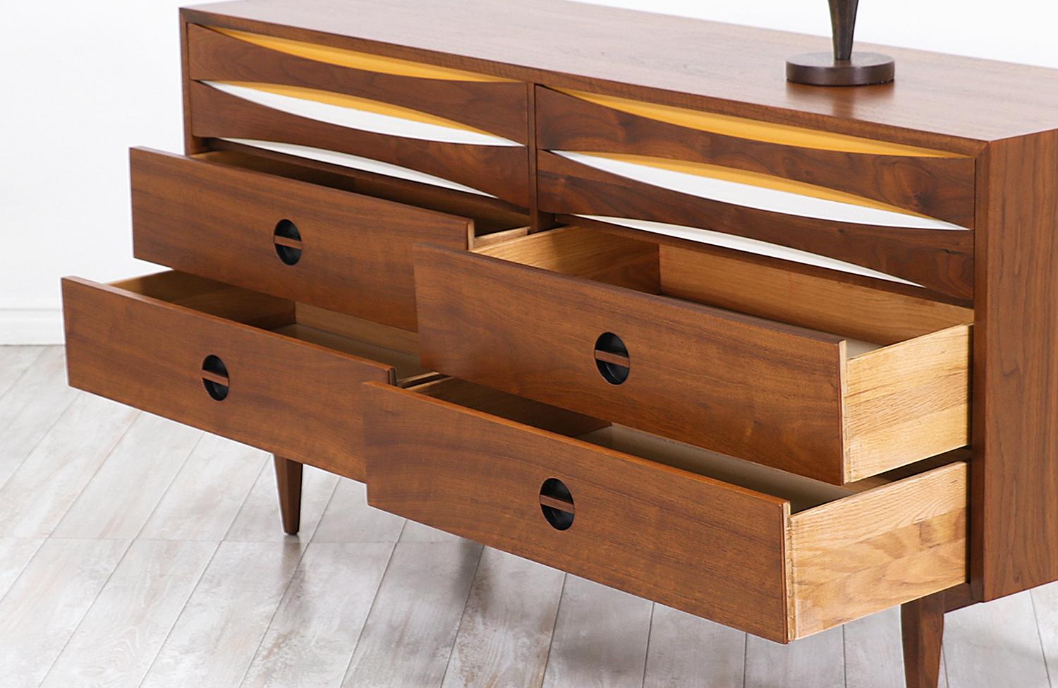 Mid-Century Modern Dresser with Lacquered Bowtie Style Drawers 2