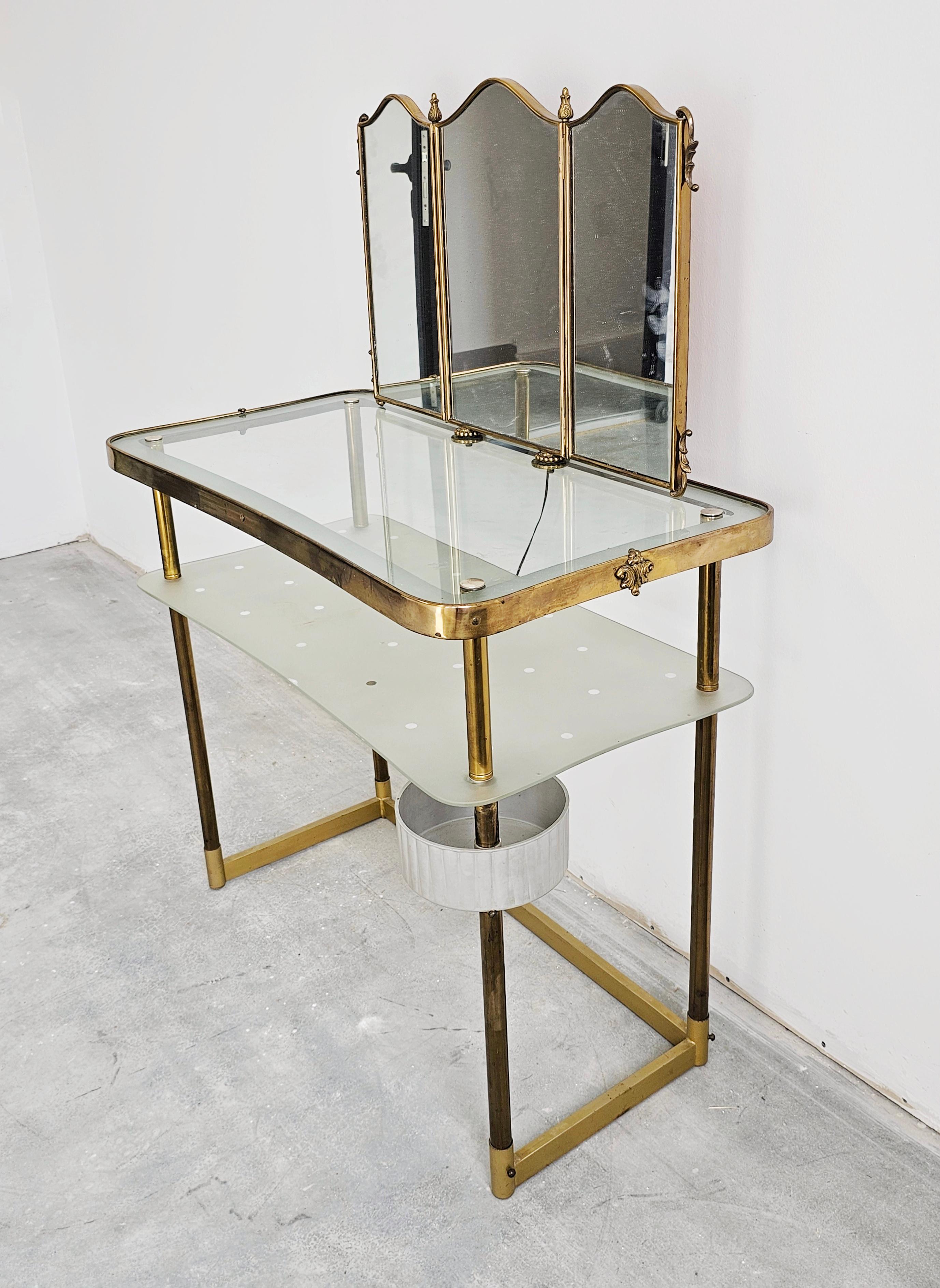 Italian Mid Century Modern Dressing Table with Triptych Mirror by Luigi Brusotti For Sale