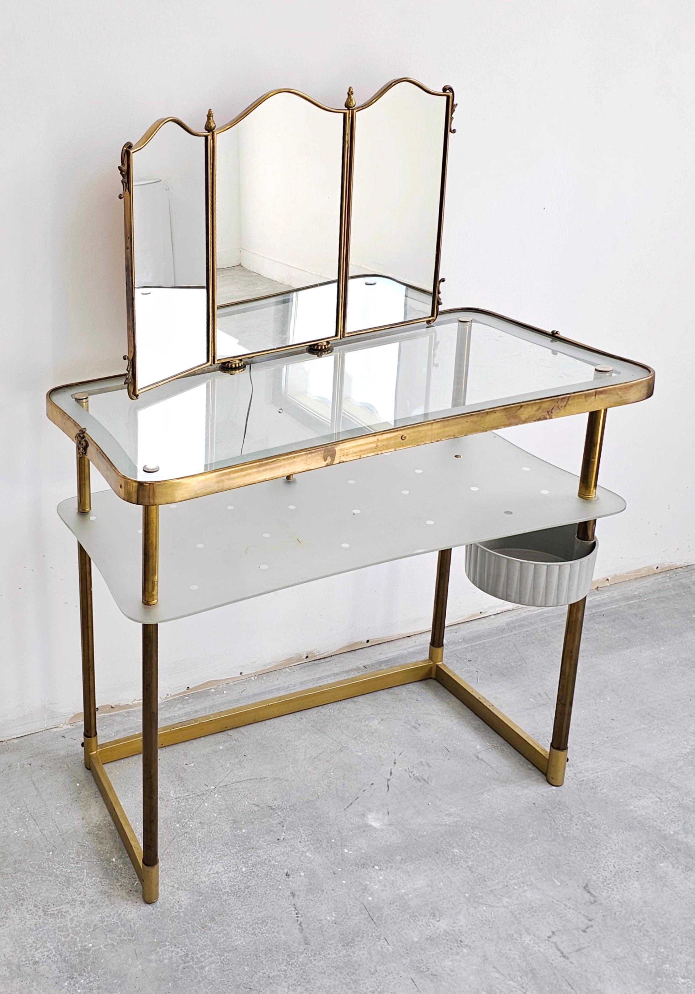 Mid Century Modern Dressing Table with Triptych Mirror by Luigi Brusotti For Sale 2