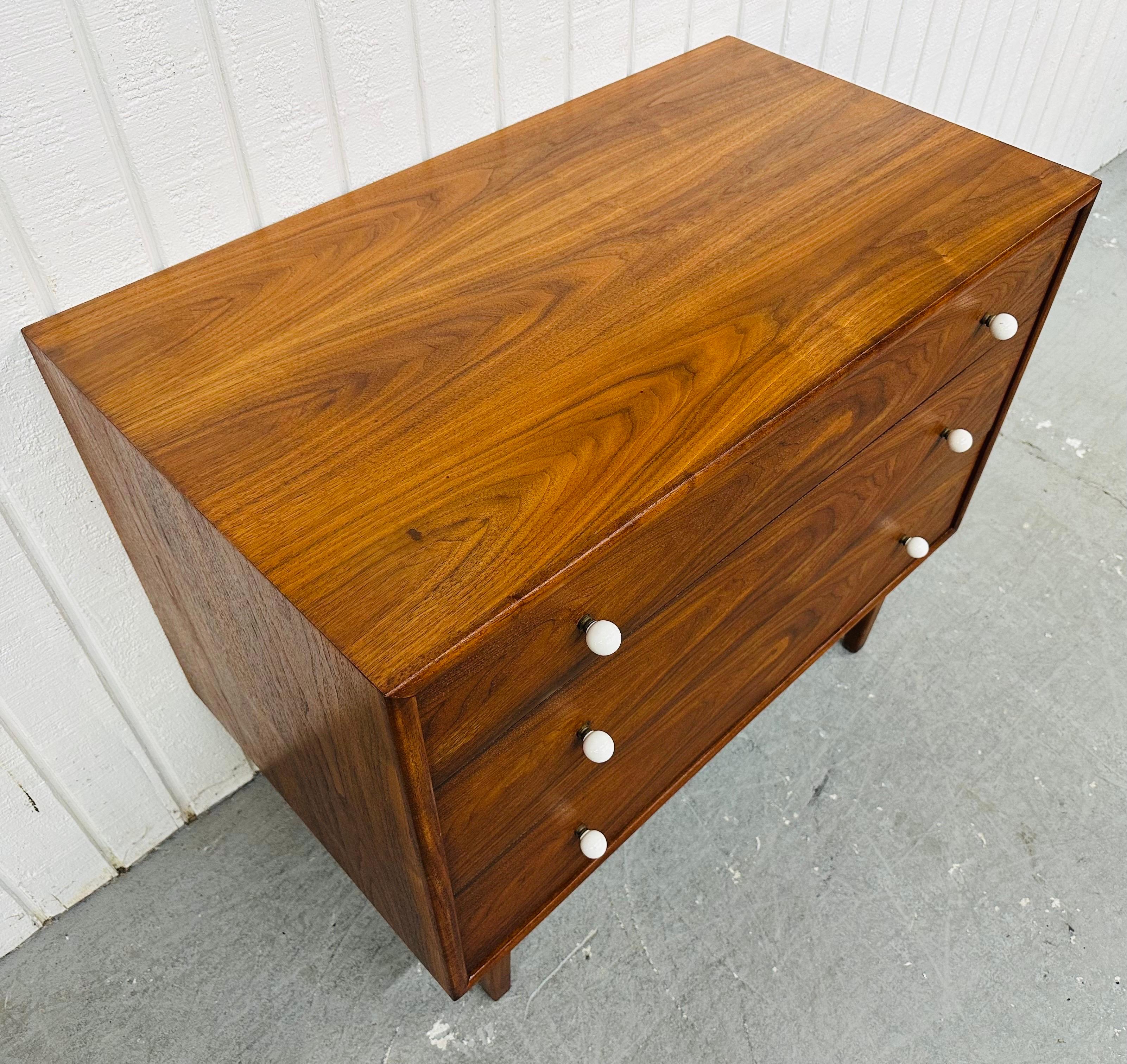 Mid-Century Modern Drexel Declaration Walnut Bachelor Chest In Good Condition In Clarksboro, NJ