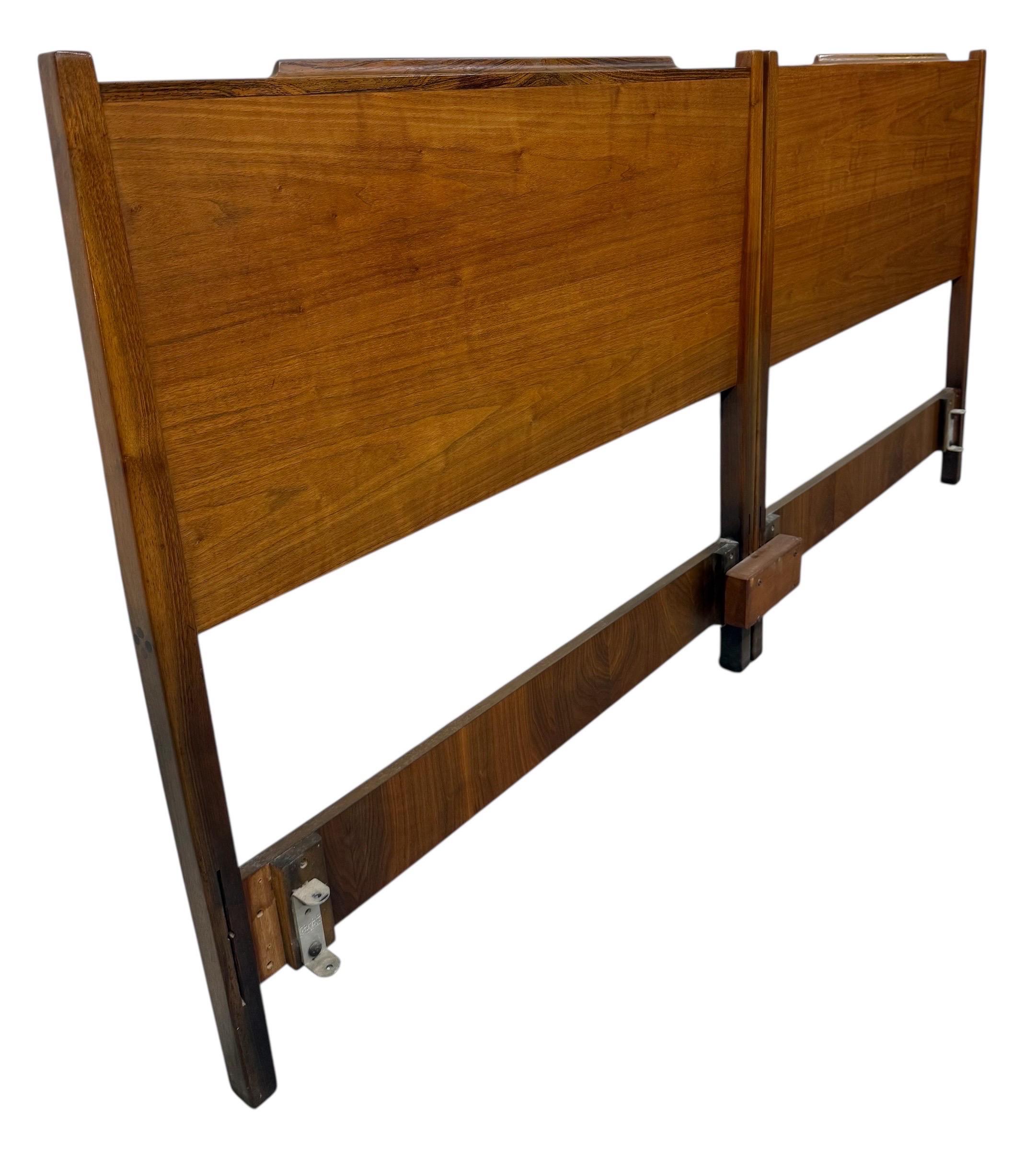 This listing is for a rare Mid-Century Modern Drexel Declaration Walnut King Size Headboard. Featuring a straight line design and beautiful walnut finish. This is an exceptional combination of quality and MCM design by Kipp Stewart for Drexel!