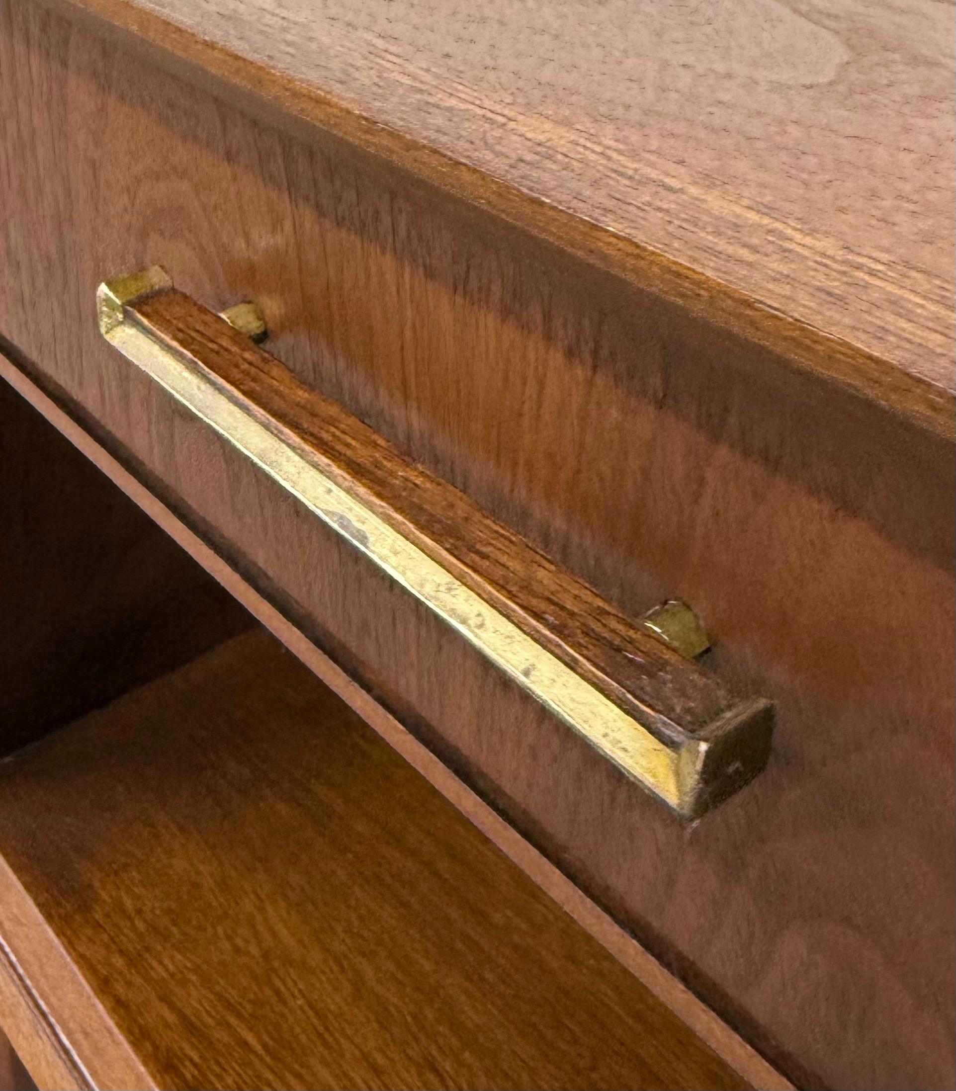 Mid-Century Modern Drexel Pinnacle Walnut Nightstands - Set of 2 3