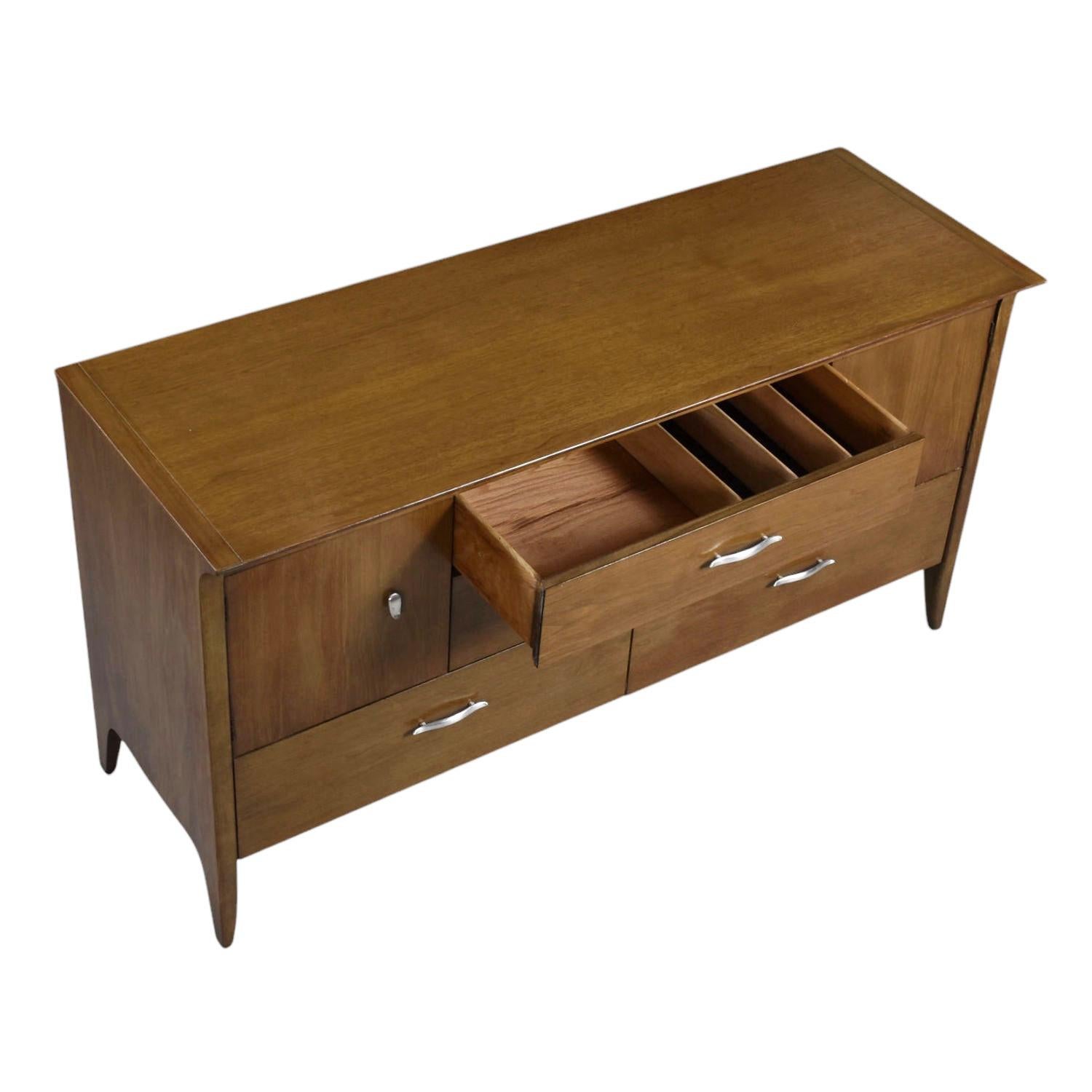 Mid-Century Modern Drexel Profile K37 Buffet von John Van Koert, Mid-Century Modern (amerikanisch) im Angebot