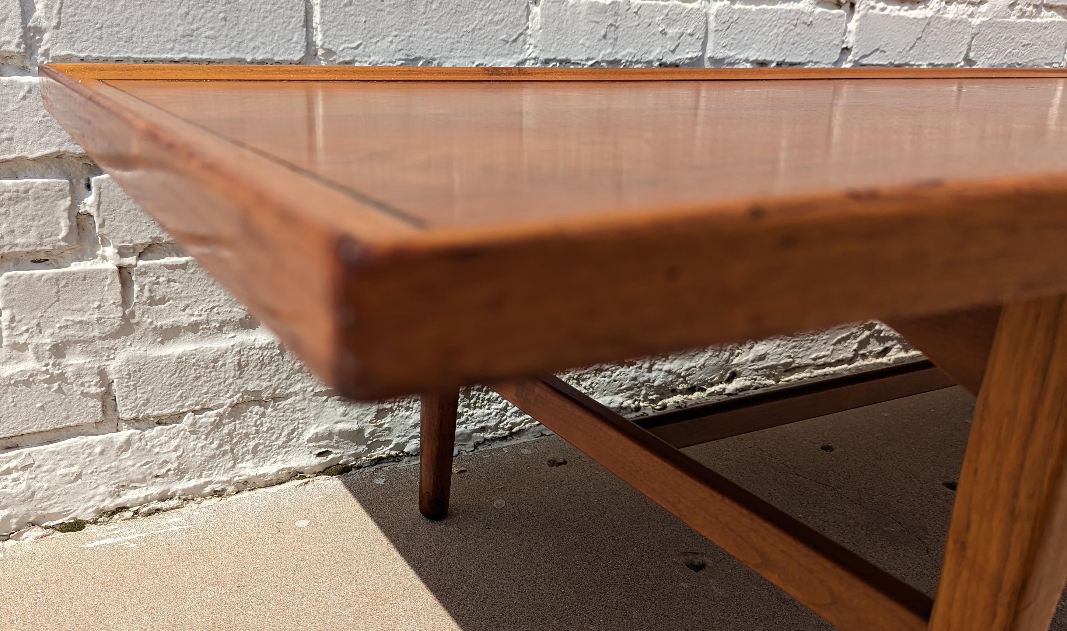 Mid Century Modern Drexel Projection Coffee Table by Kip Stewart For Sale 6