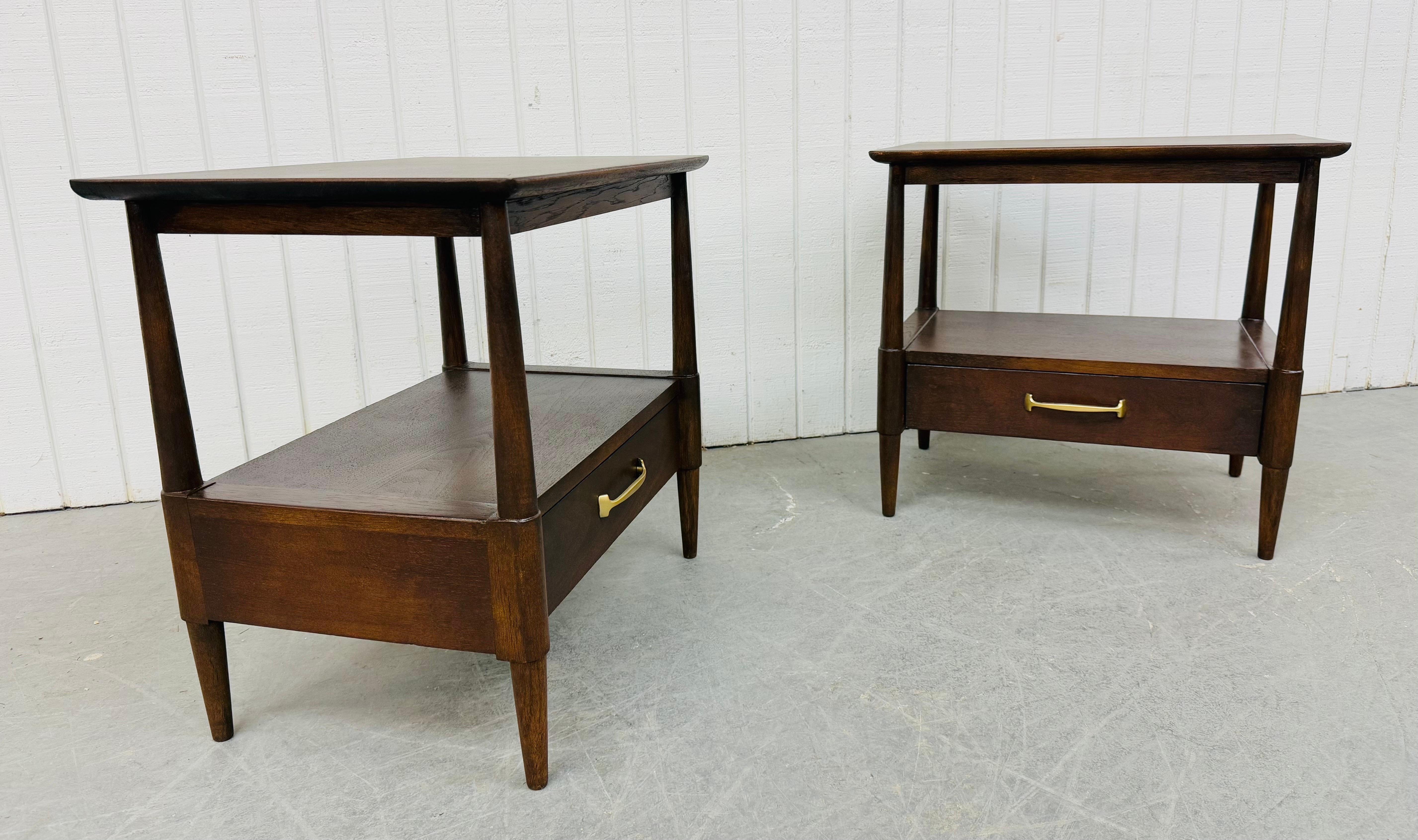 This listing is for a pair of Mid-Century Modern Drexel Walnut Nightstands. Featuring a straight line design, rectangular top with open space underneath, single drawer with original brass hardware, modern legs, and a beautiful walnut finish. This is