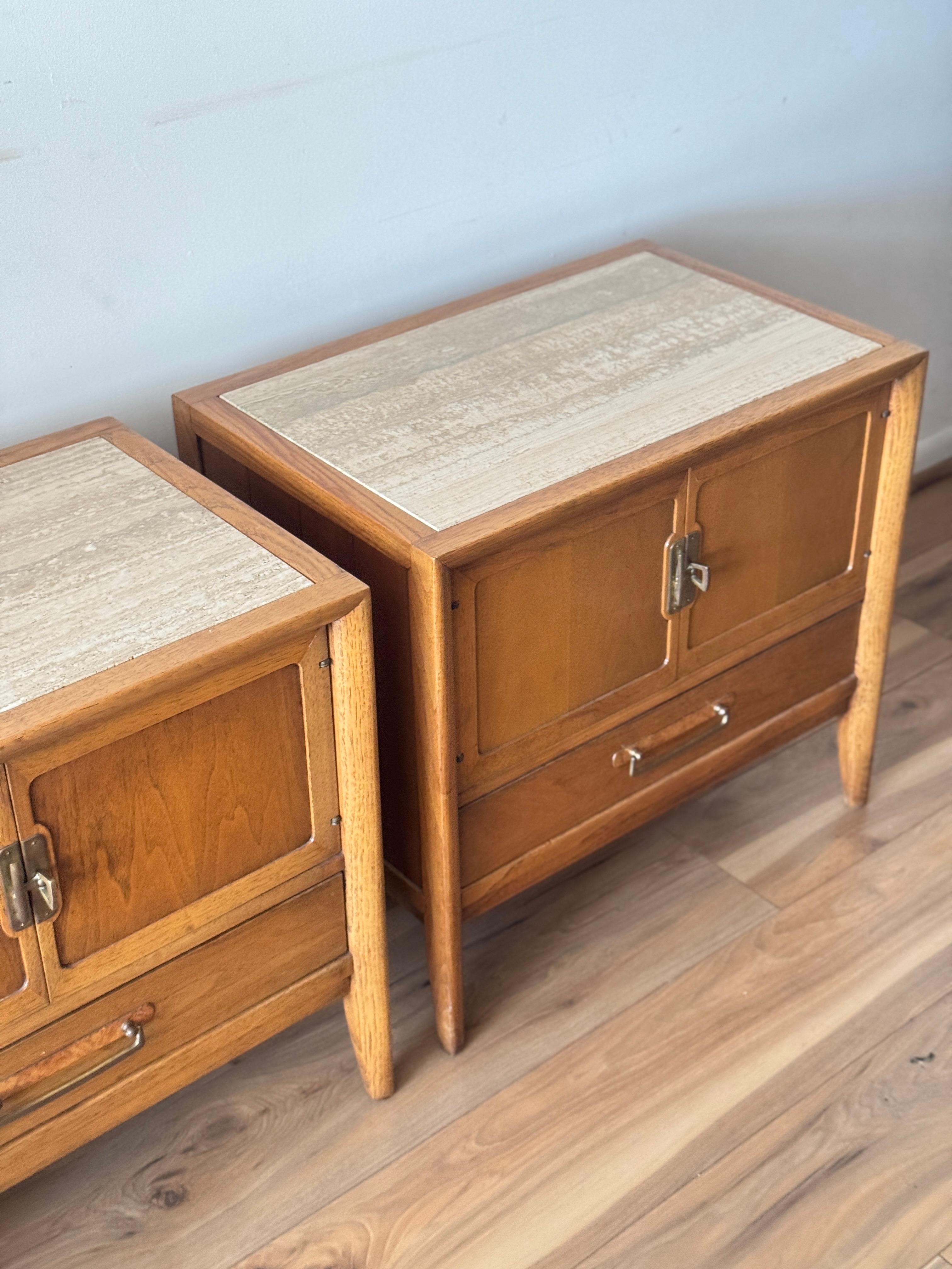 Mid-Century Modern Drexel Walnut Nightstands With Travertine Tops 7