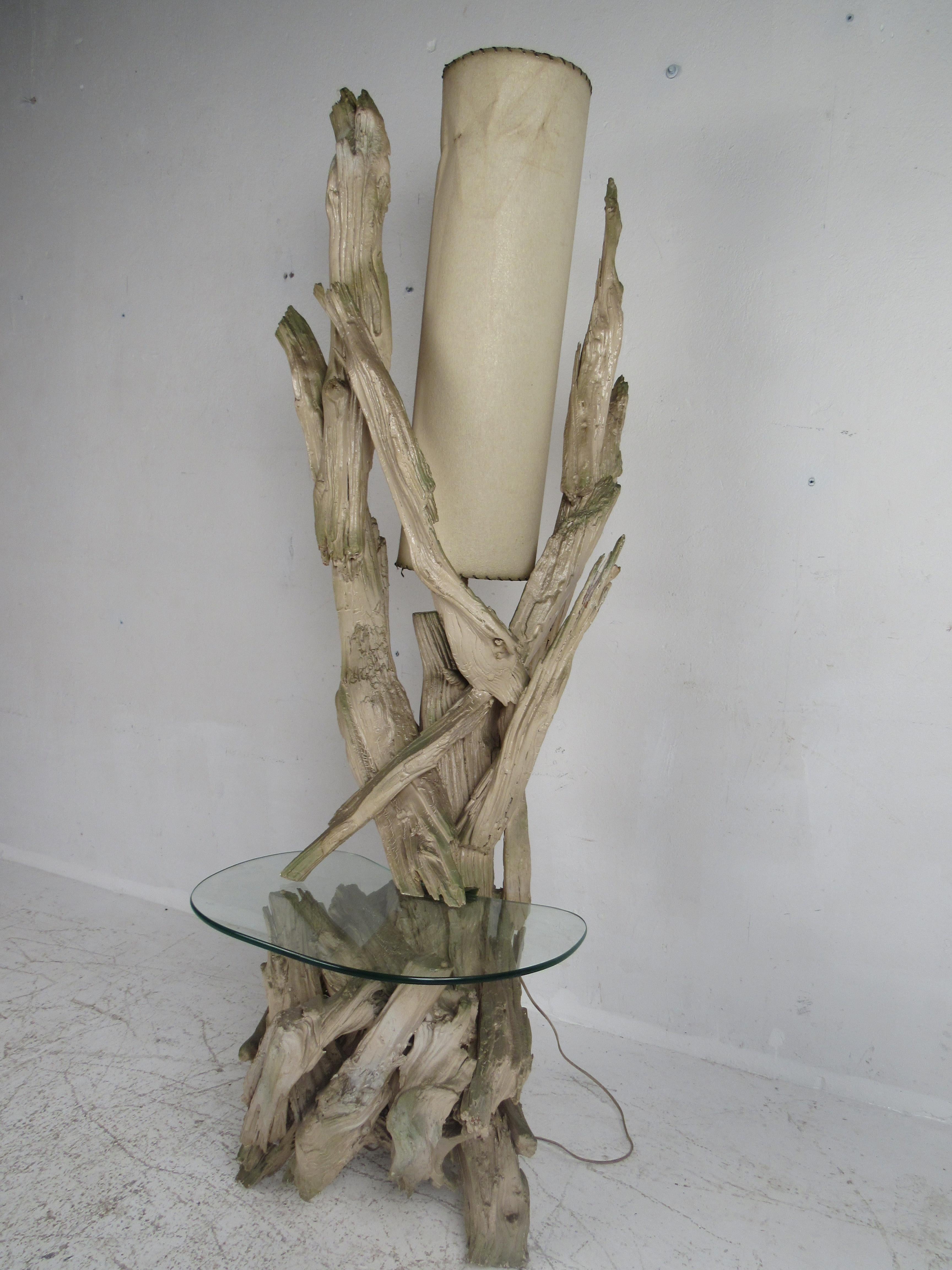 Mid-Century Modern Driftwood Floor Lamp In Good Condition For Sale In Brooklyn, NY