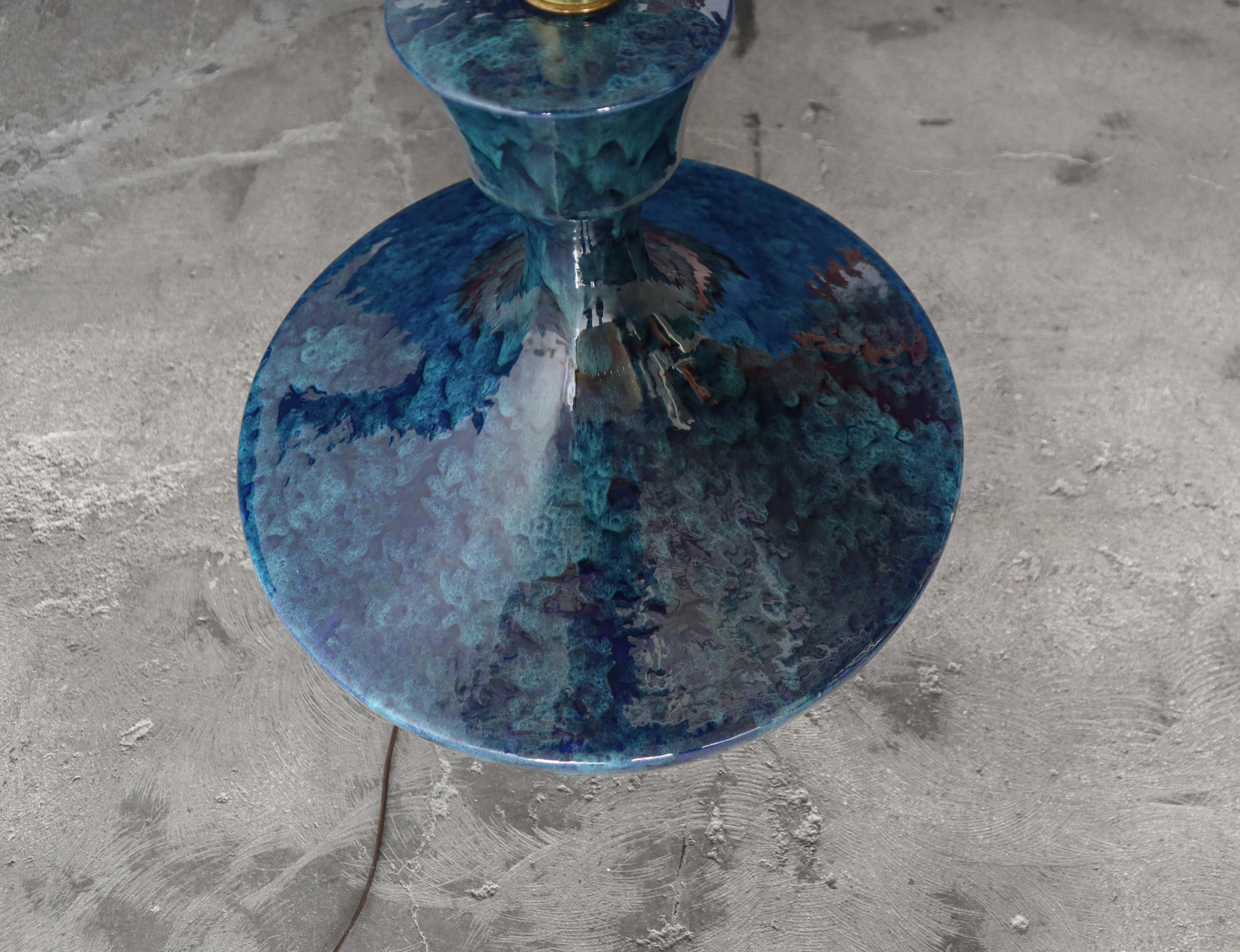 20ième siècle Lampe de table en céramique à glaçure goutte à goutte The Moderns en vente