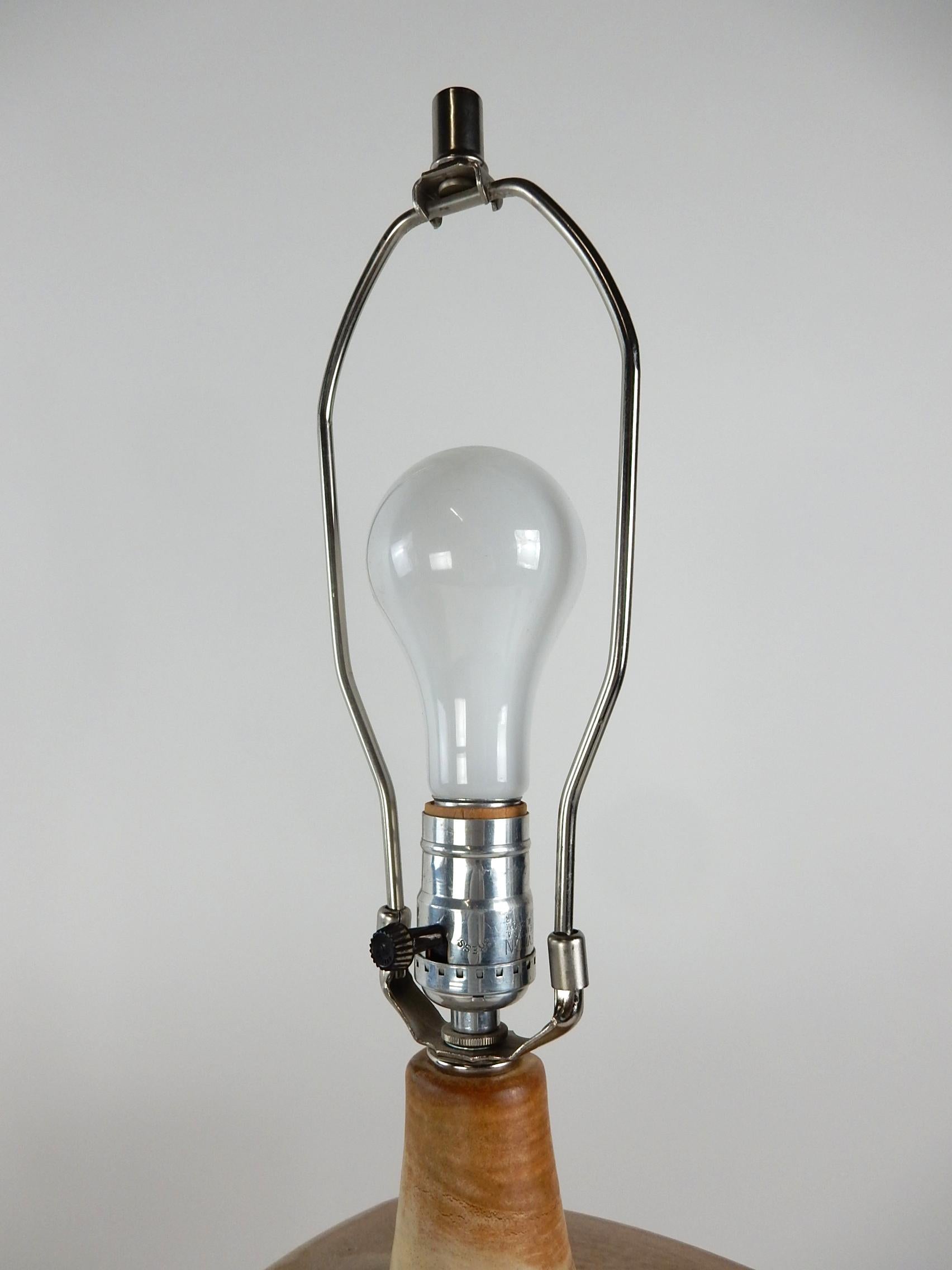 Moderne Tropfenglasur-Keramiklampen aus der Mitte des Jahrhunderts im Angebot 1