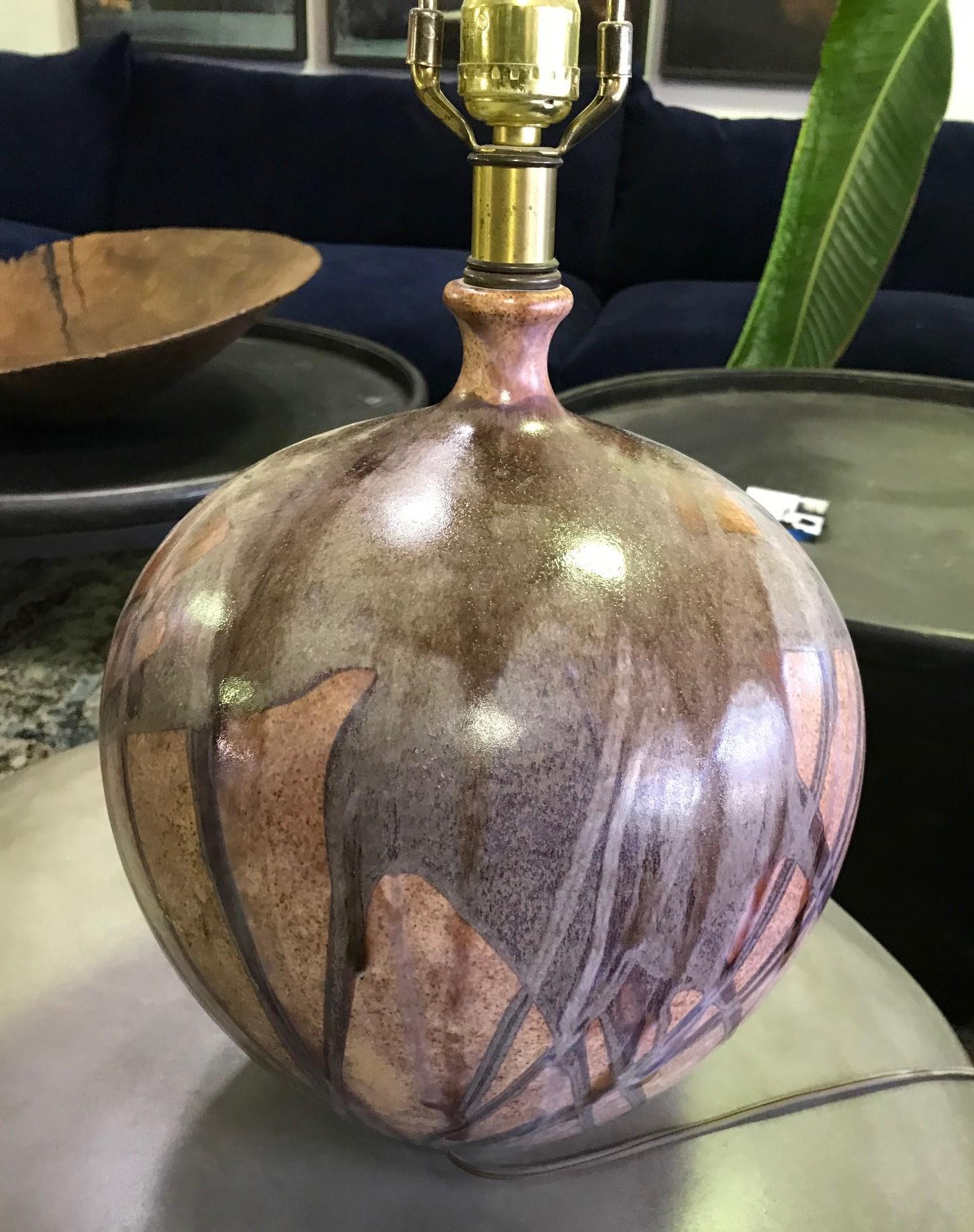 Mid-Century Modern Drip Glaze Studio Keramik Keramik Tischlampe im Zustand „Gut“ im Angebot in Studio City, CA