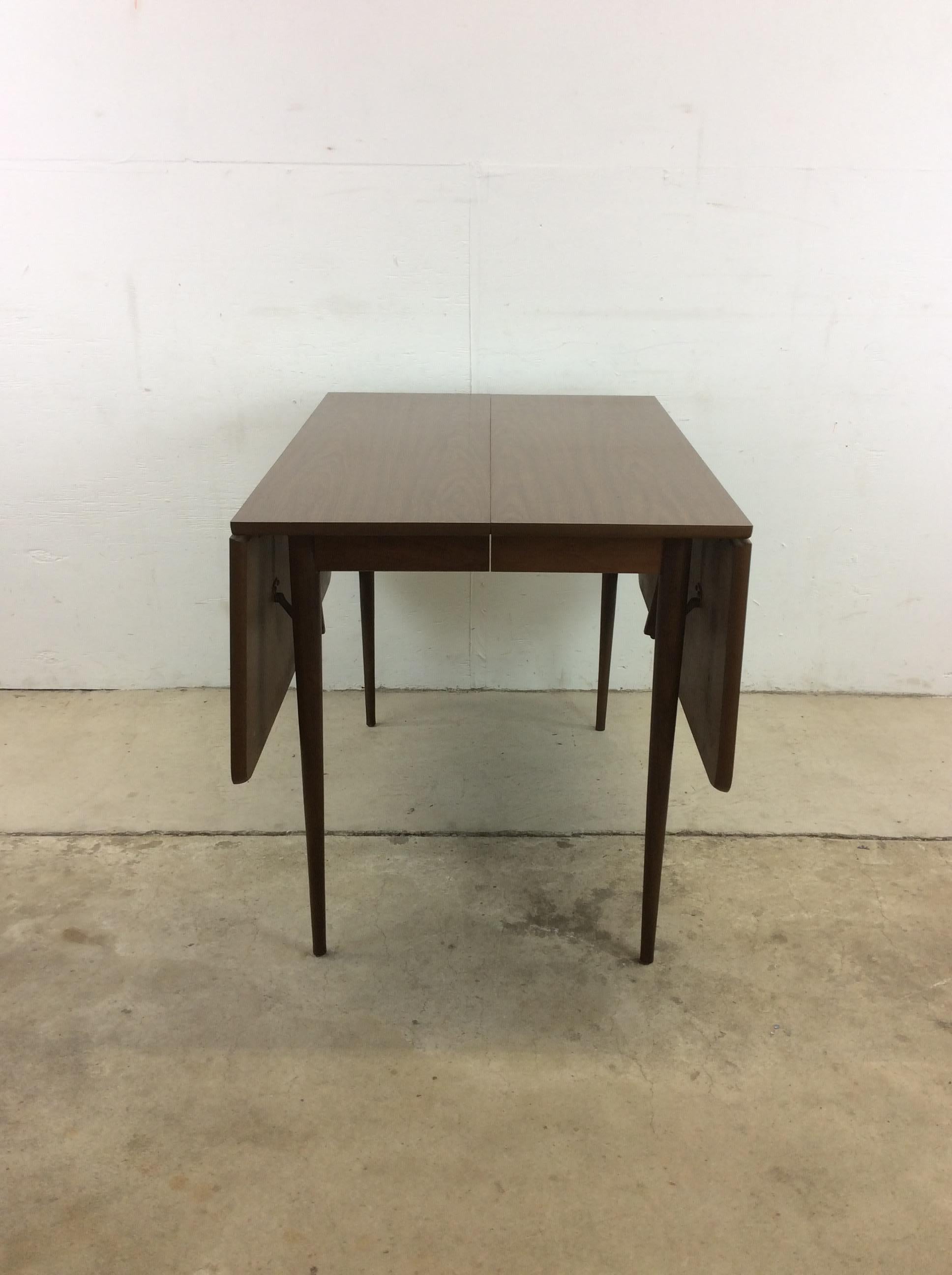 Mid-Century Modern Drop Leaf Dining Table with 3 Leafs For Sale 2