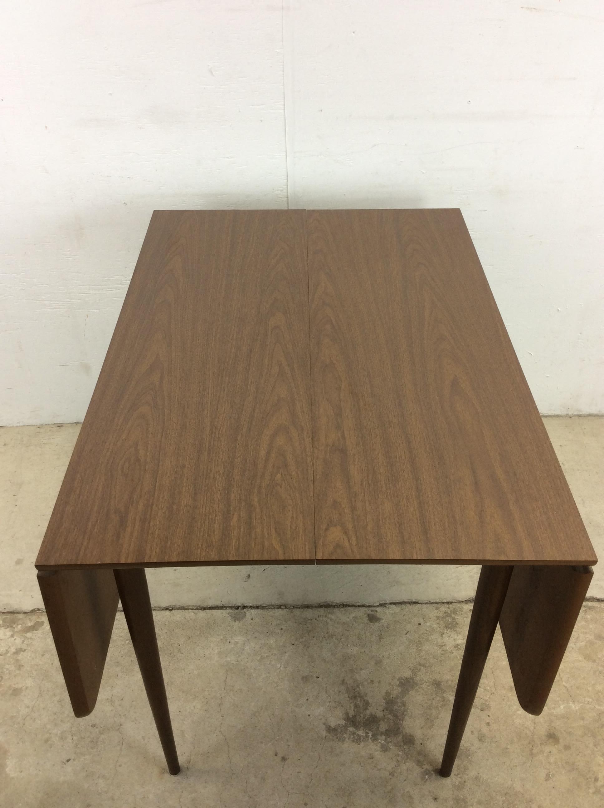 Mid-Century Modern Drop Leaf Dining Table with 3 Leafs For Sale 3