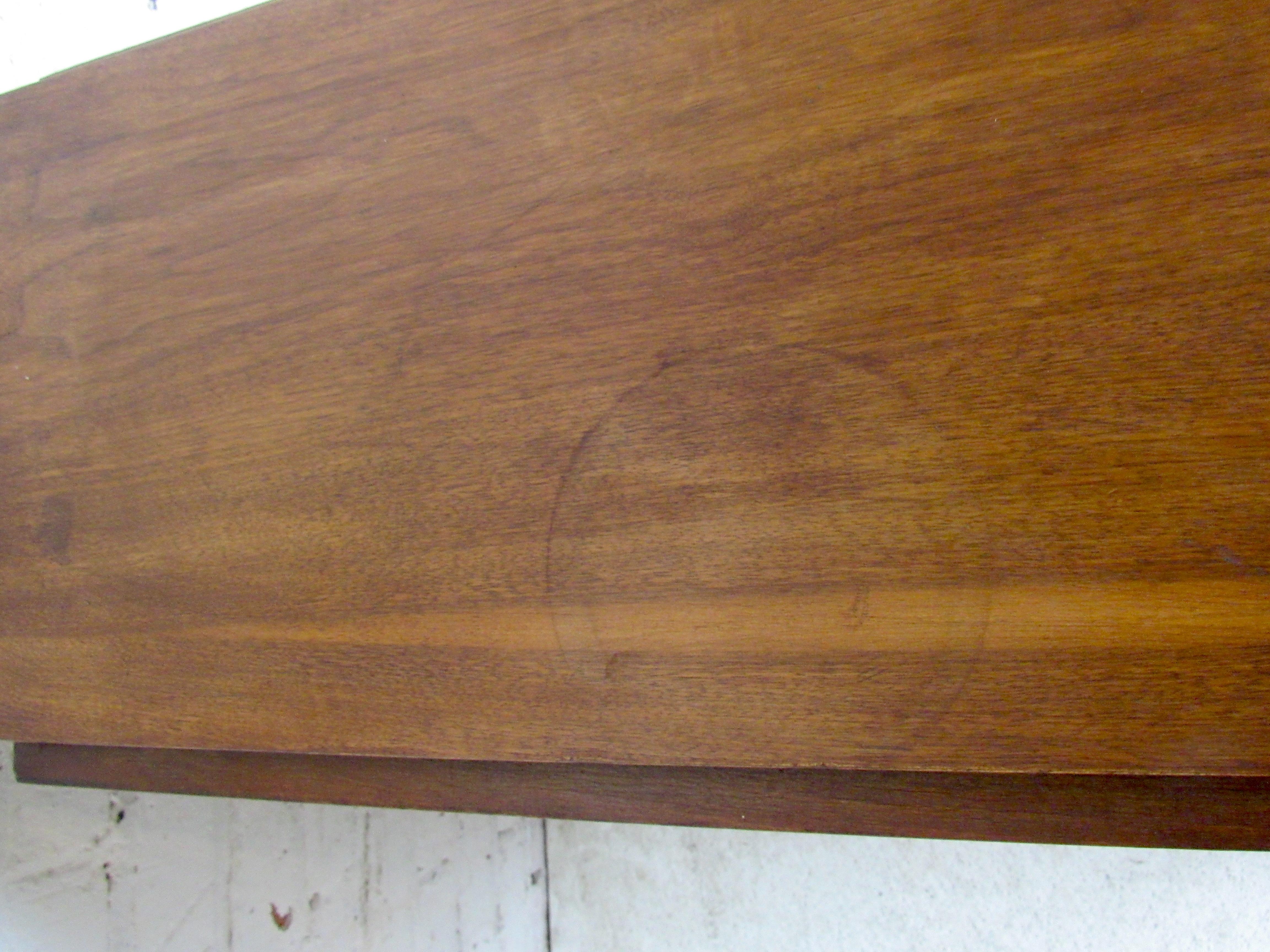 Mid-20th Century Mid-Century Modern Drop-Leaf Table