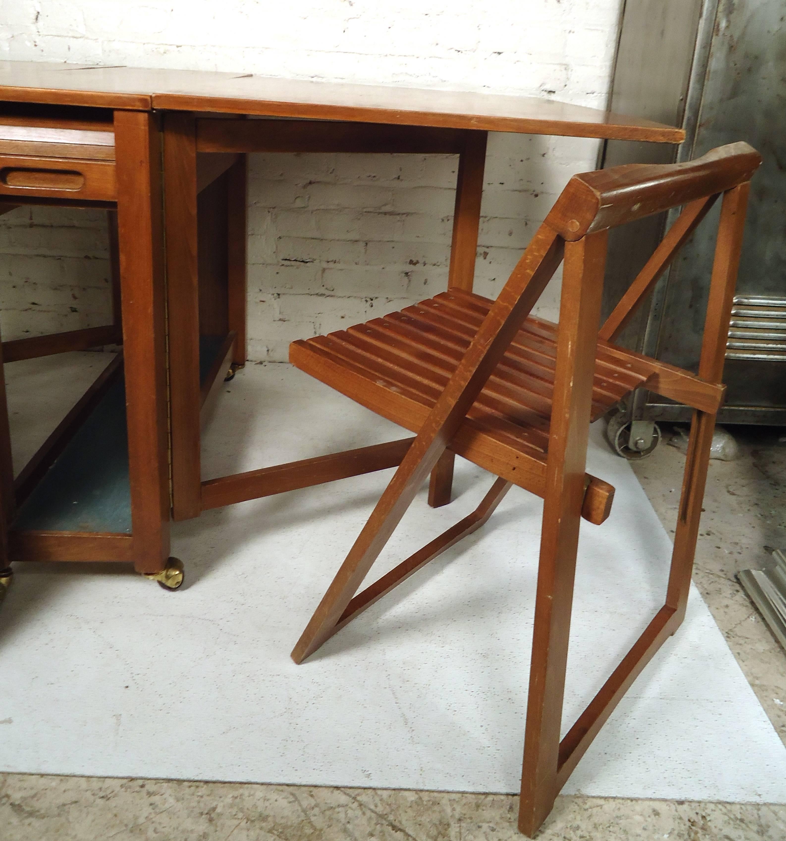 Mid-Century Modern Drop-Leaf Table 1