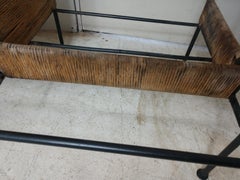 Moderne Trockenbar aus der Jahrhundertmitte von Arthur Umanoff Eisen & Raffia