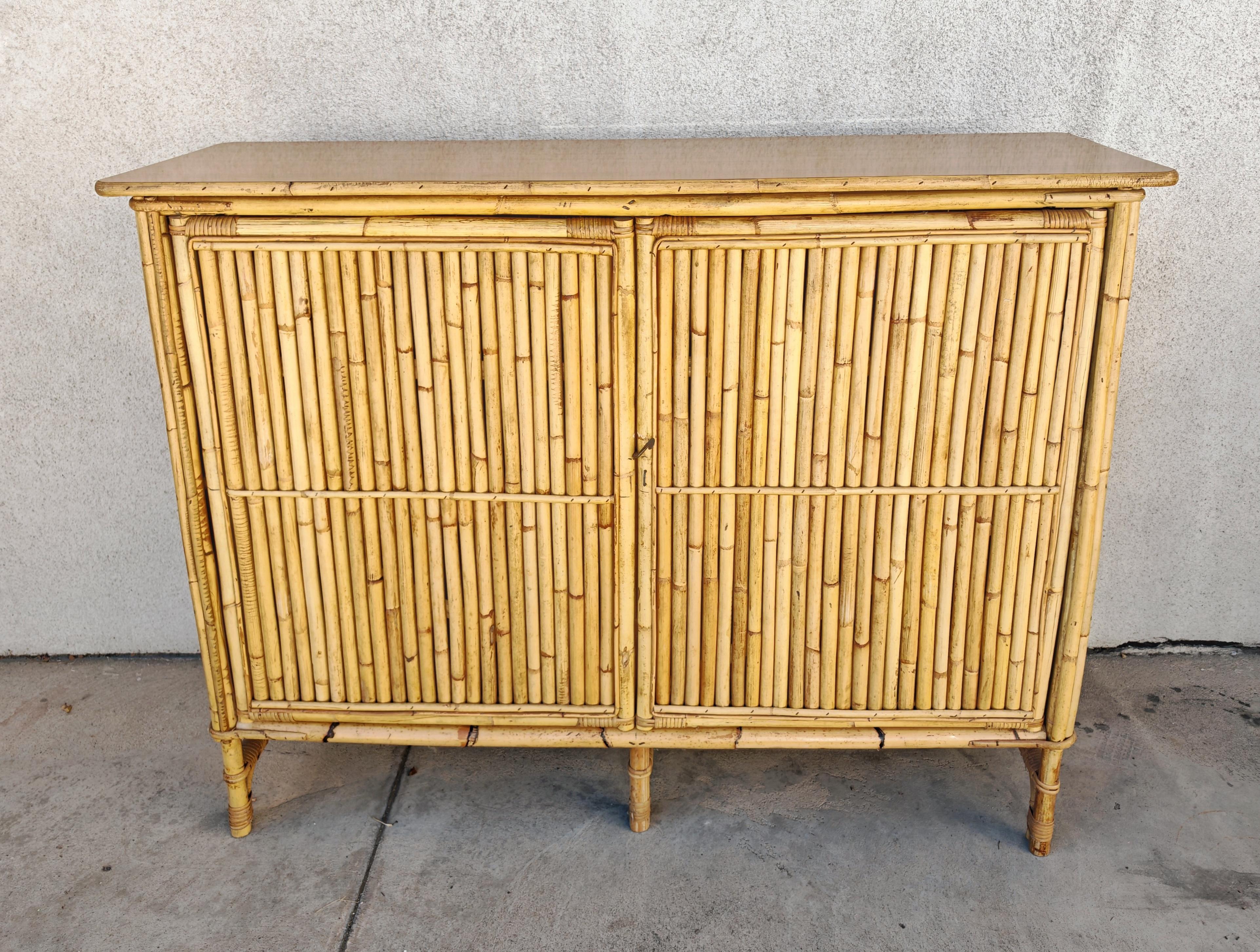 Mid Century Modern Dry Bar done in bamboo, design attr. to Tito Agnoli For Sale 5