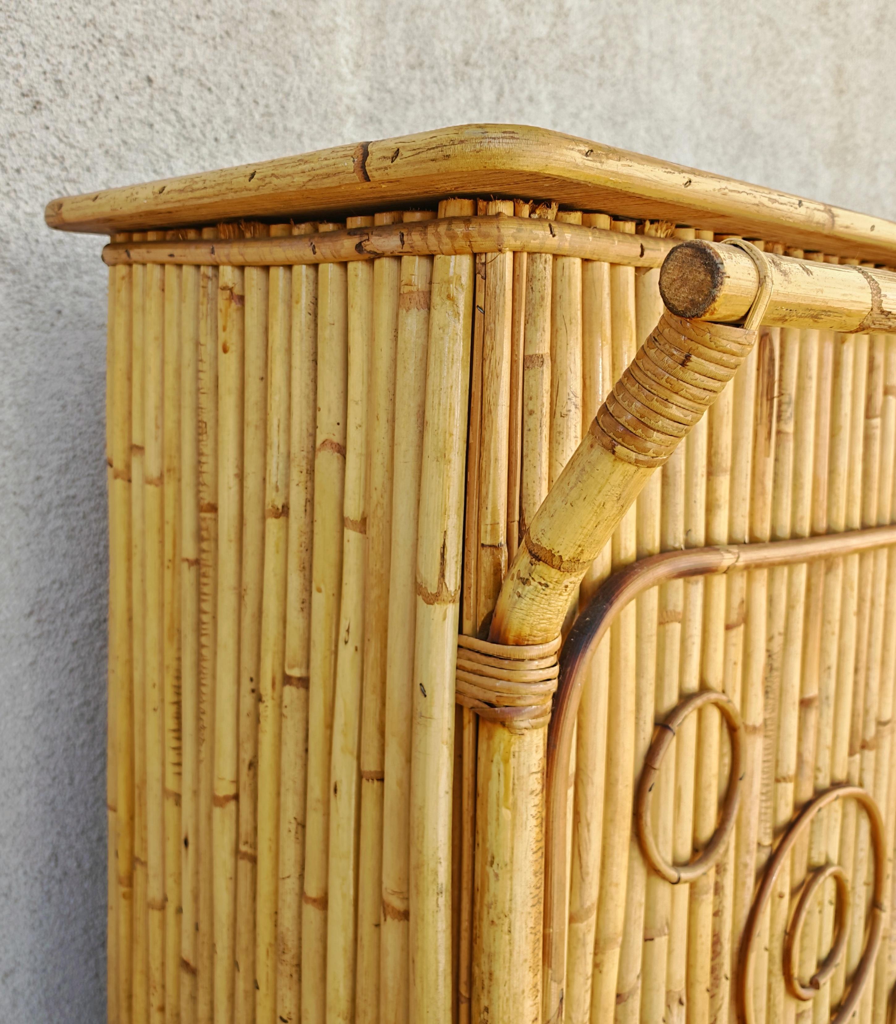 Mid Century Modern Dry Bar done in bamboo, design attr. to Tito Agnoli For Sale 6
