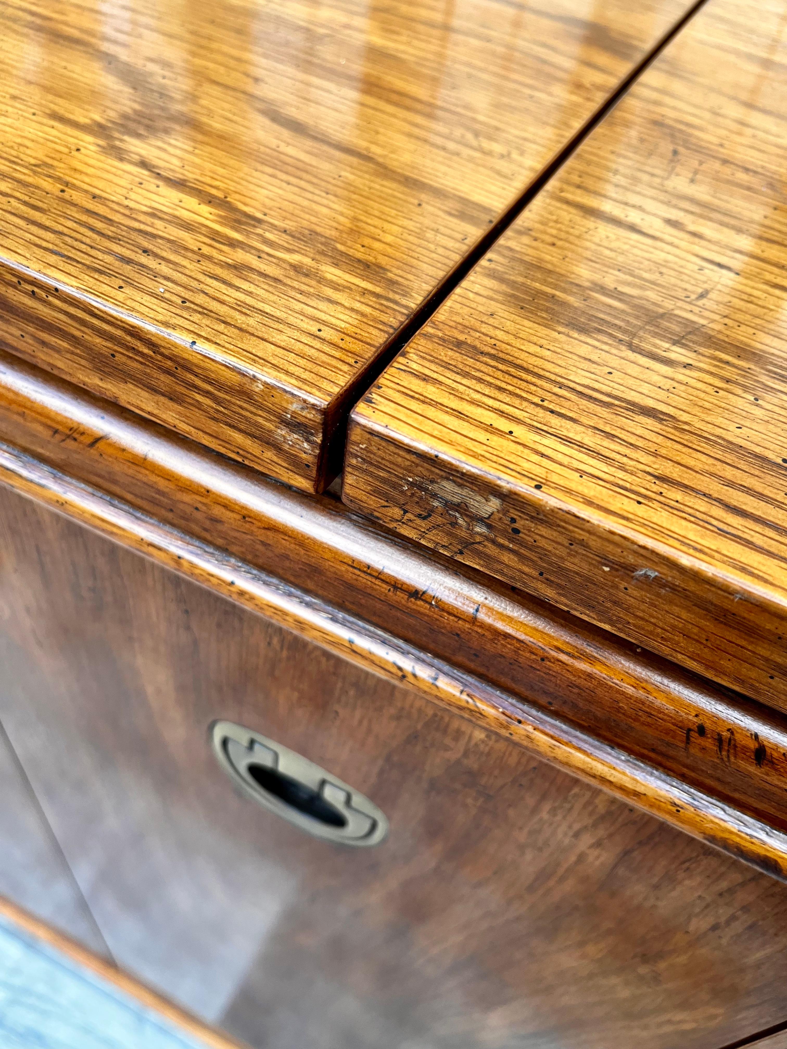 Carrello bar/server moderno di metà secolo di Drexel Furniture, circa 1960 in vendita 10