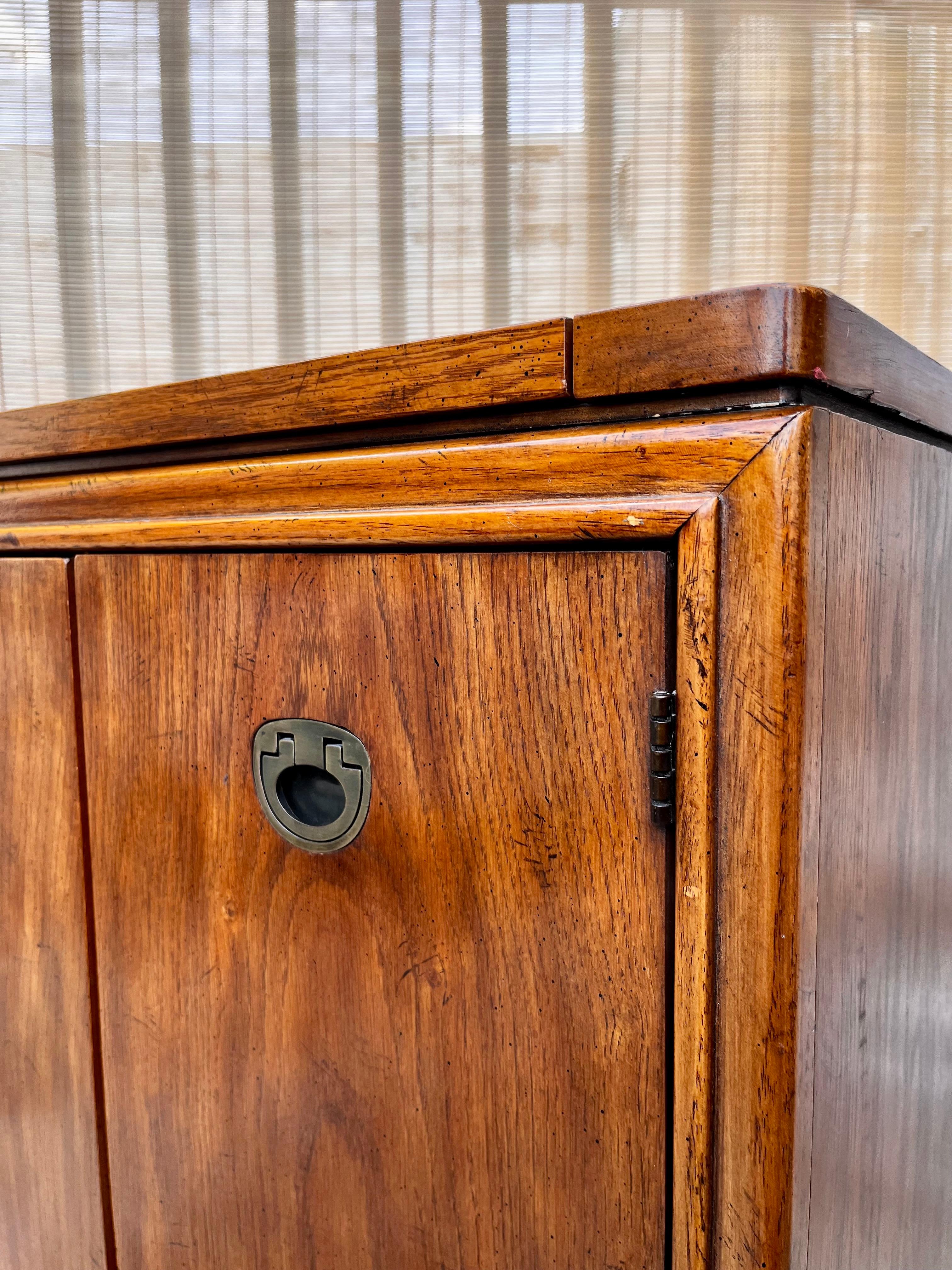 Carrello bar/server moderno di metà secolo di Drexel Furniture, circa 1960 in vendita 12