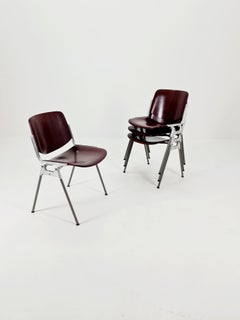 Moderne DSC-Stühle aus der Jahrhundertmitte von Giancarlo Piretti für Castelli/ Anonima 1970