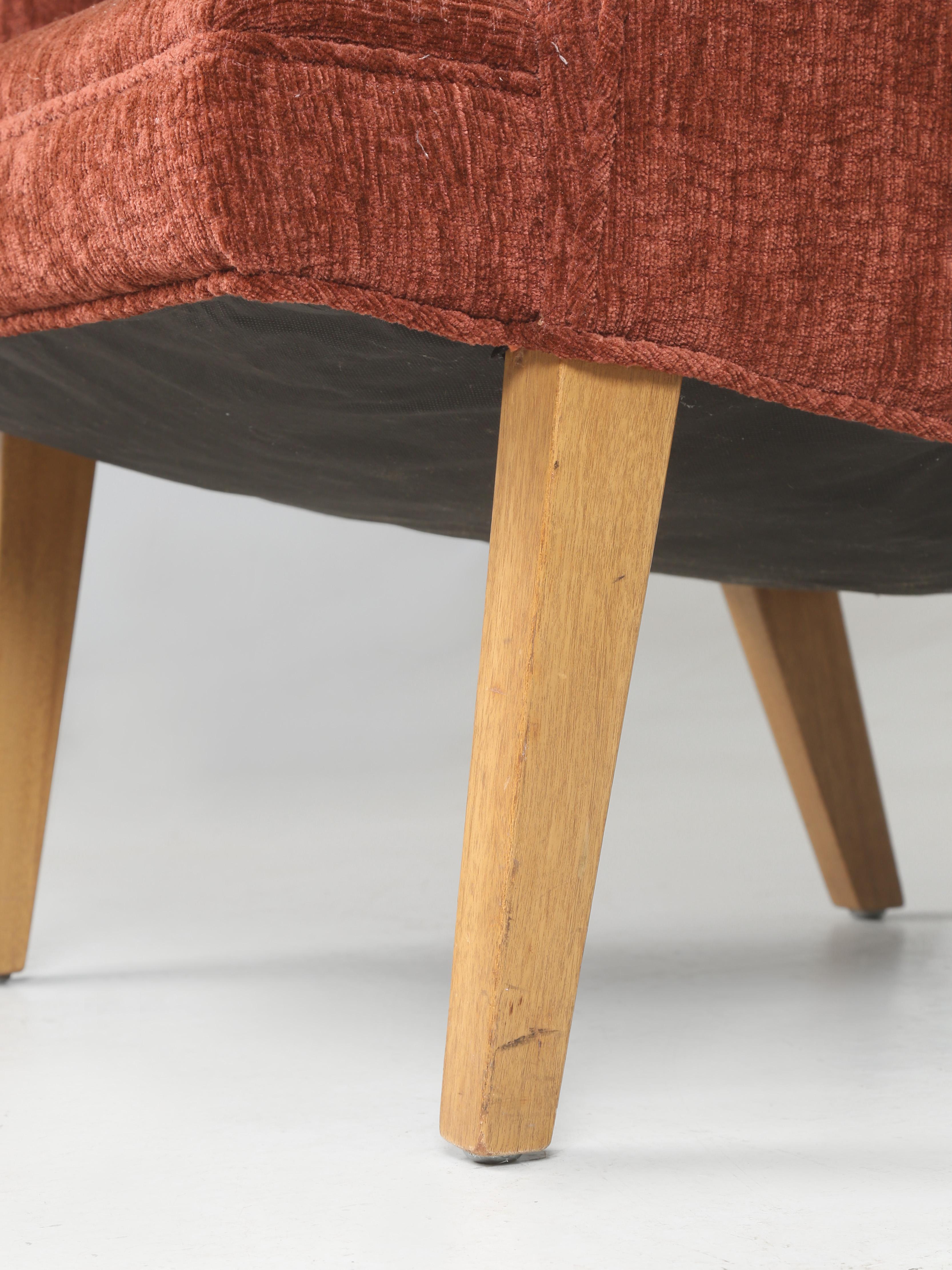 Mid-Century Modern Dunbar Bergère Chair Extremely Comfortable from the 1960's For Sale 4
