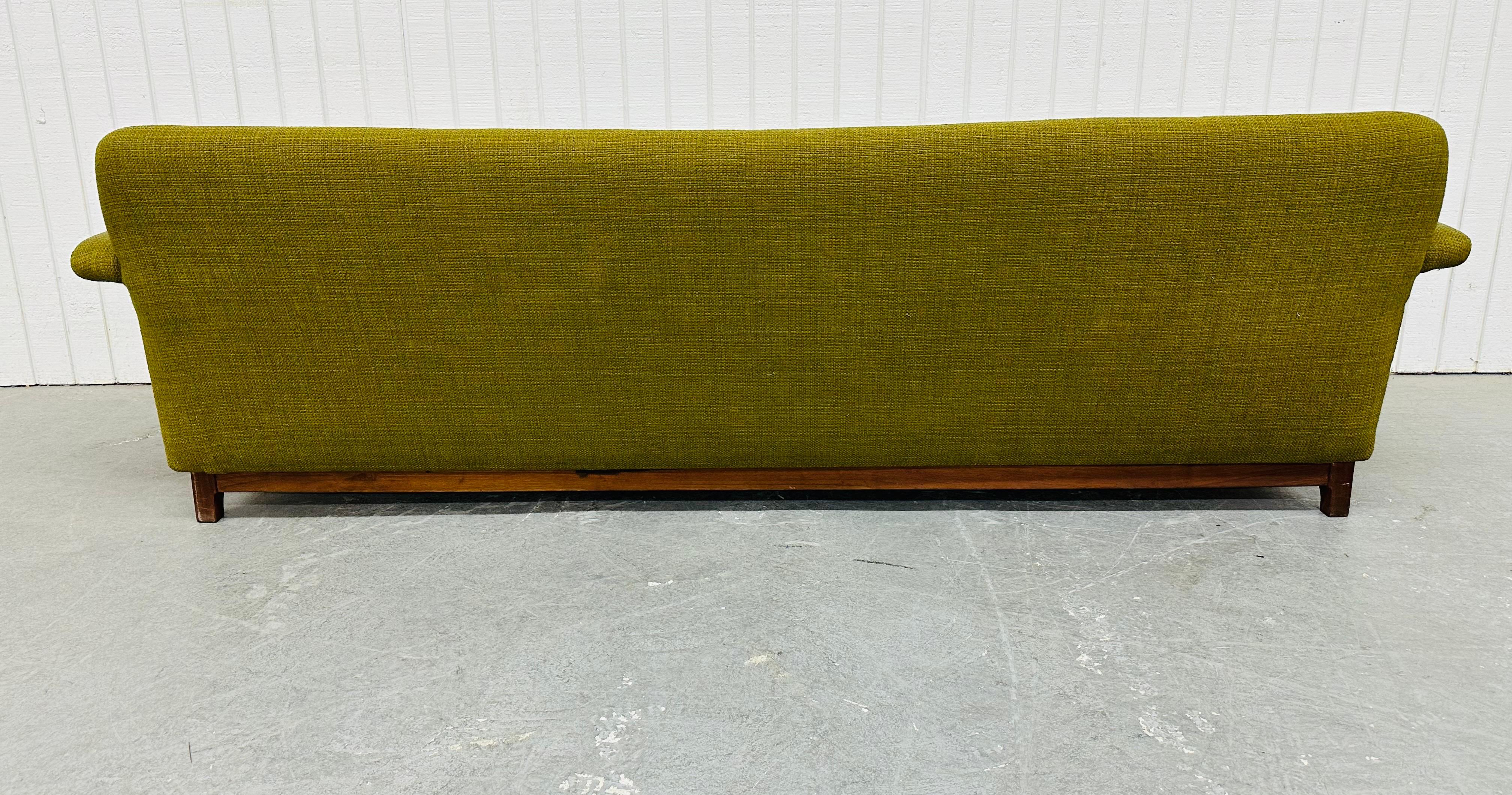 Mid-Century Modern Dux Green Sofa For Sale 2