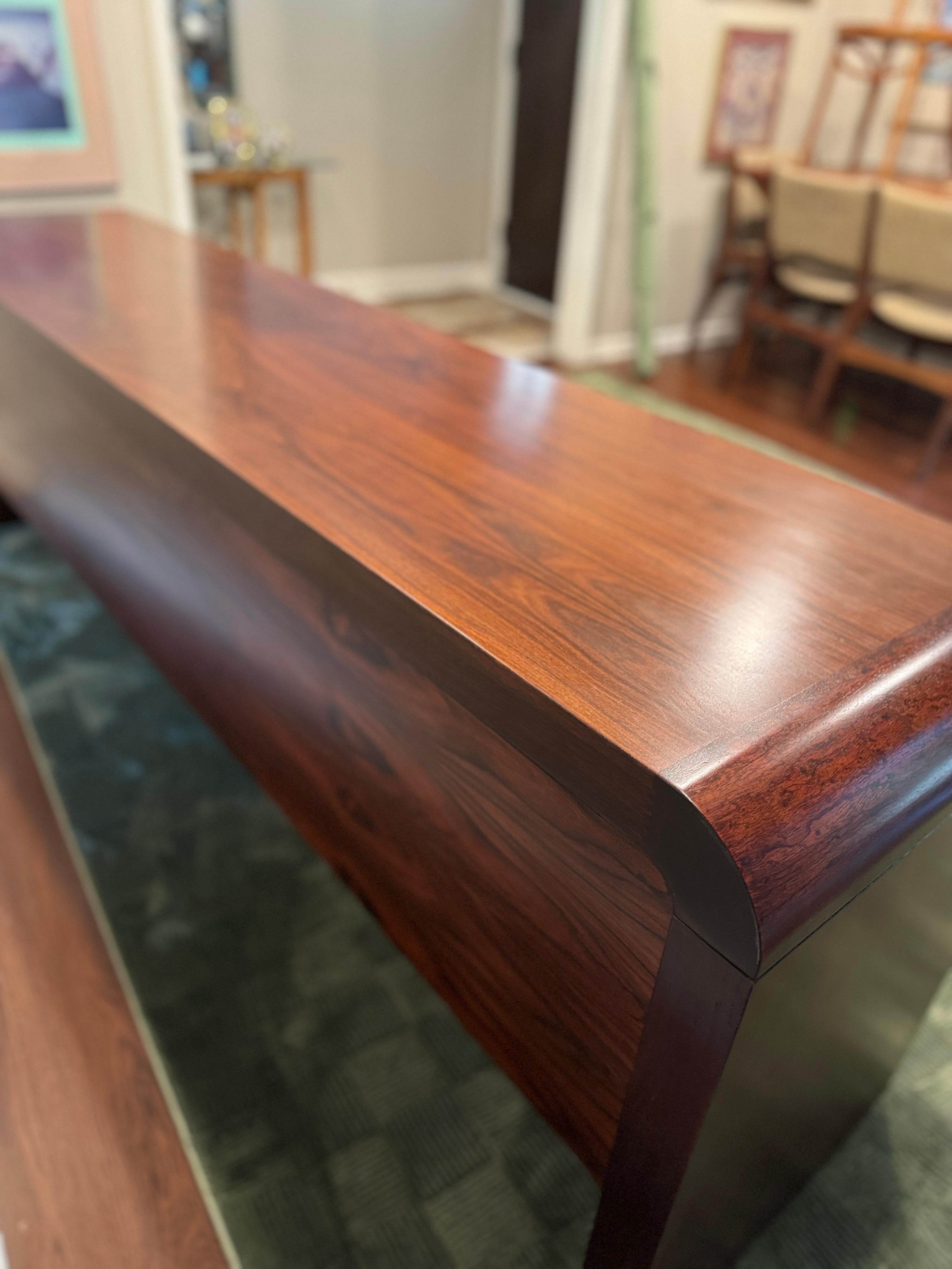 Mid century modern Dyrlund “Supreme” credenza in rosewood, circa 1970s 2