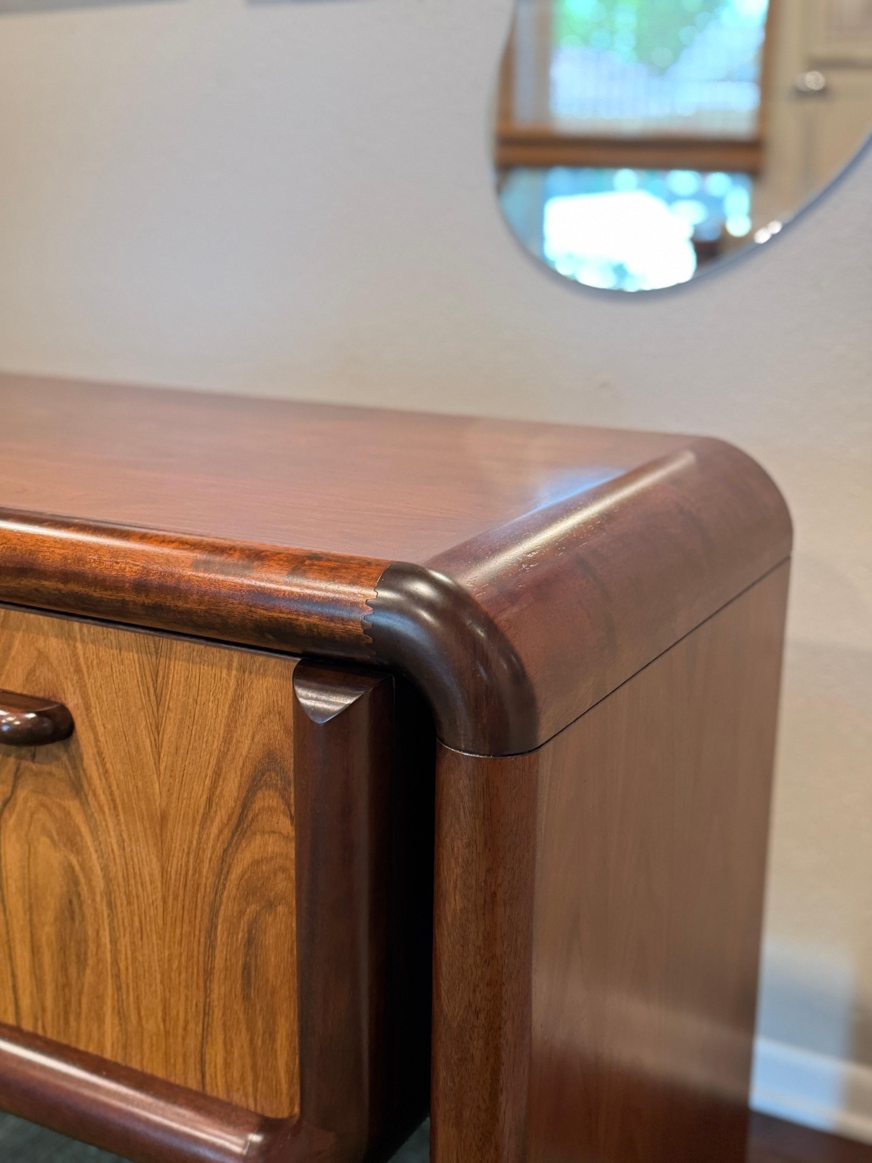 Mid century modern Dyrlund “Supreme” credenza in rosewood, circa 1970s 9