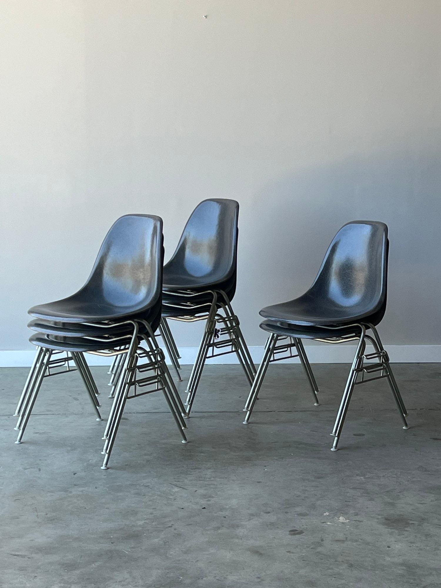 Mid-Century Modern Mid Century Modern Eames DSS Chairs - Set of 8 For Sale