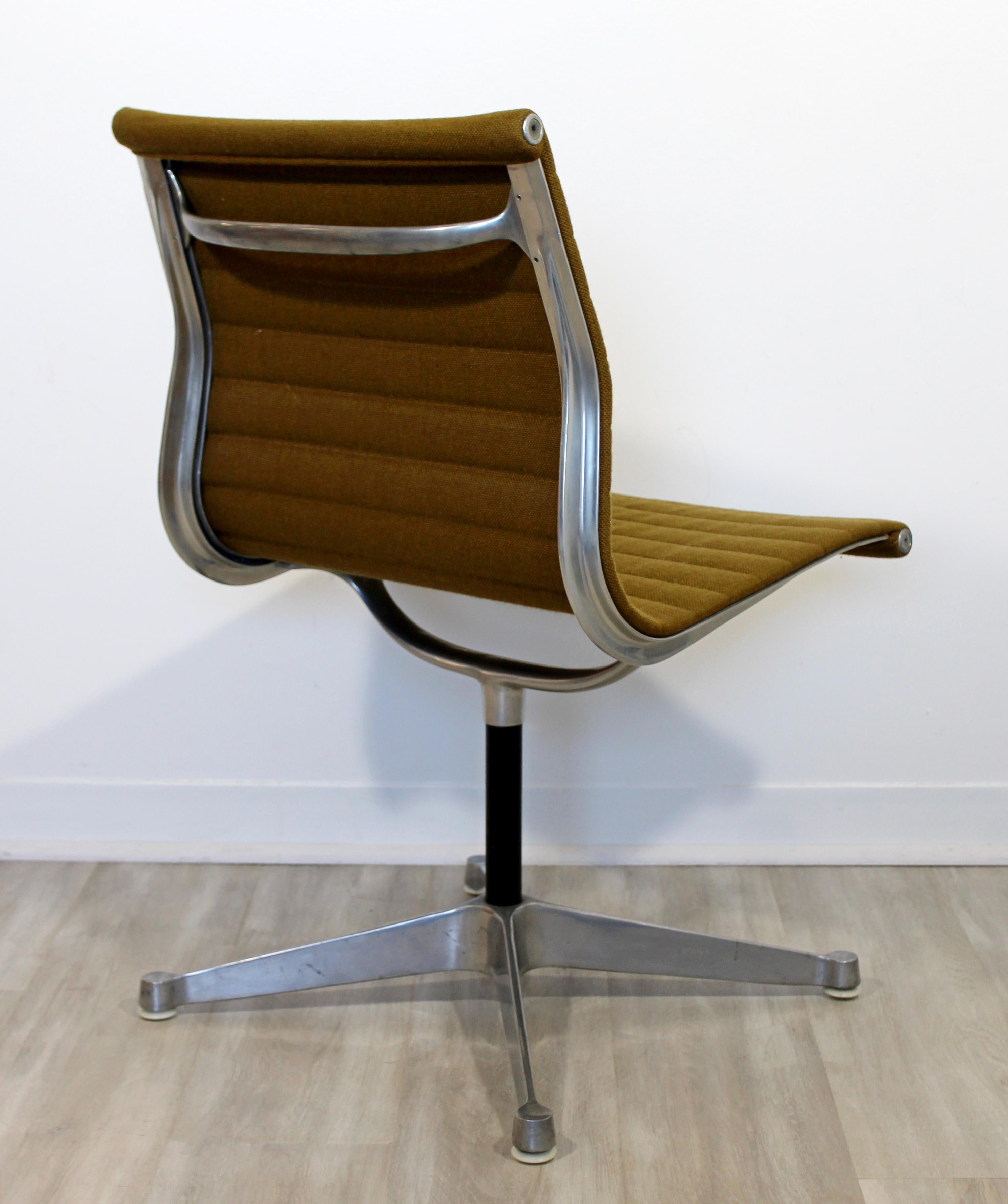 Mid-Century Modern Eames Herman Miller Aluminum Group Side Chair, 1950s 1