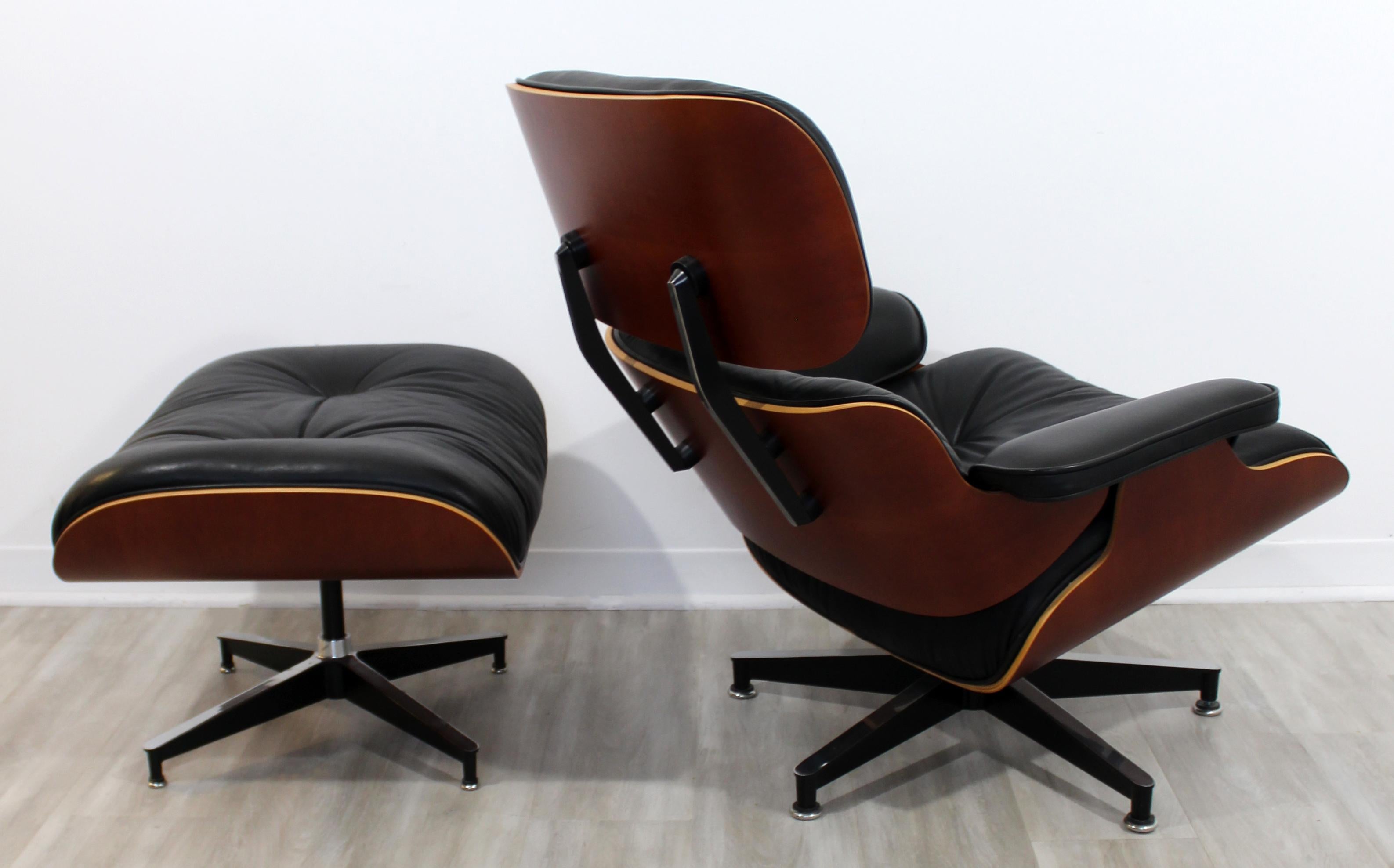 Mid-Century Modern Eames Herman Miller Classic Walnut Lounge Chair Ottoman 1980s 1