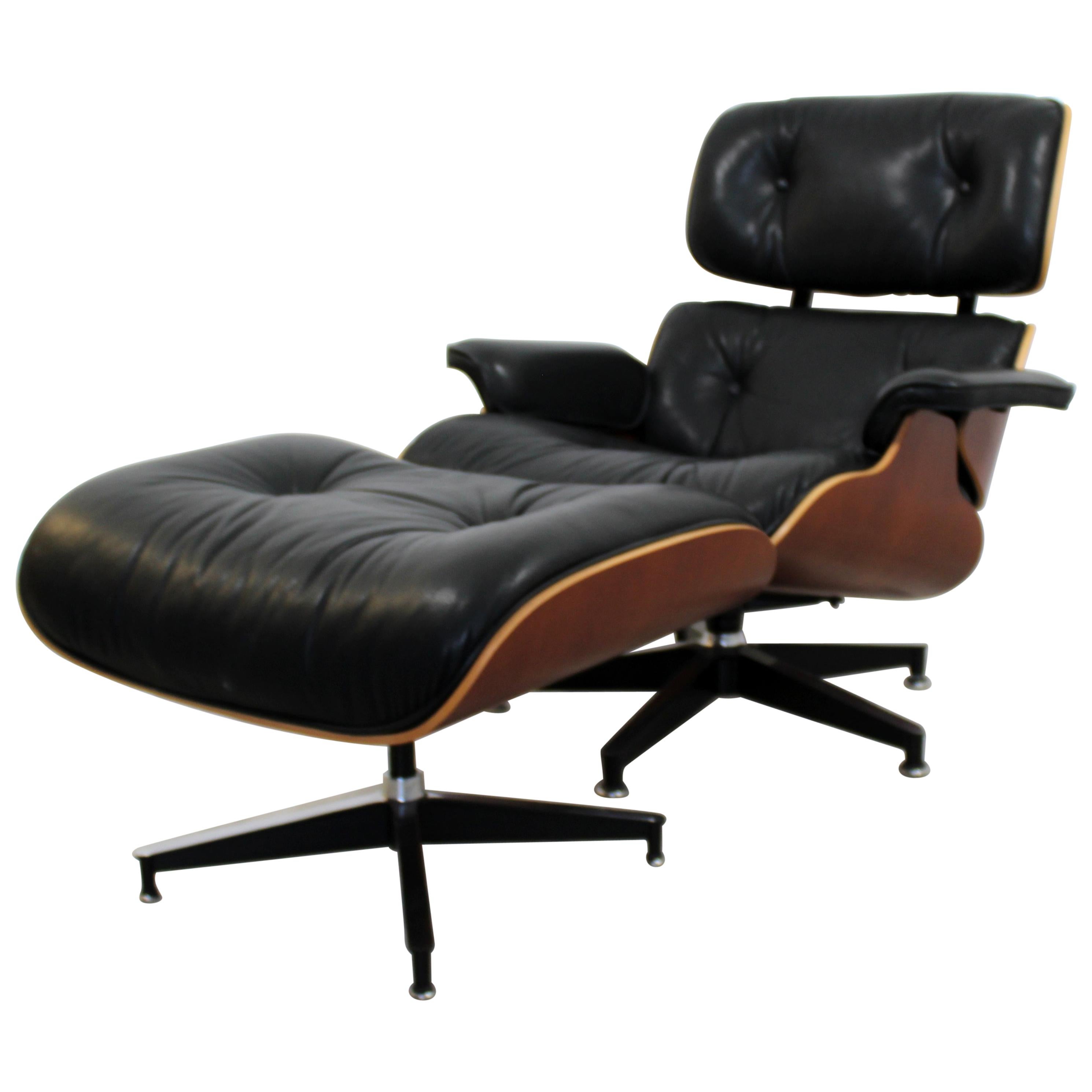 Mid-Century Modern Eames Herman Miller Classic Walnut Lounge Chair Ottoman 1980s