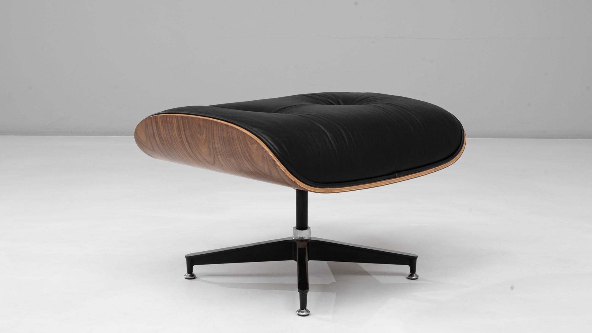 Pouf in pelle Eames di Herman Miller, metà secolo moderno in vendita 3