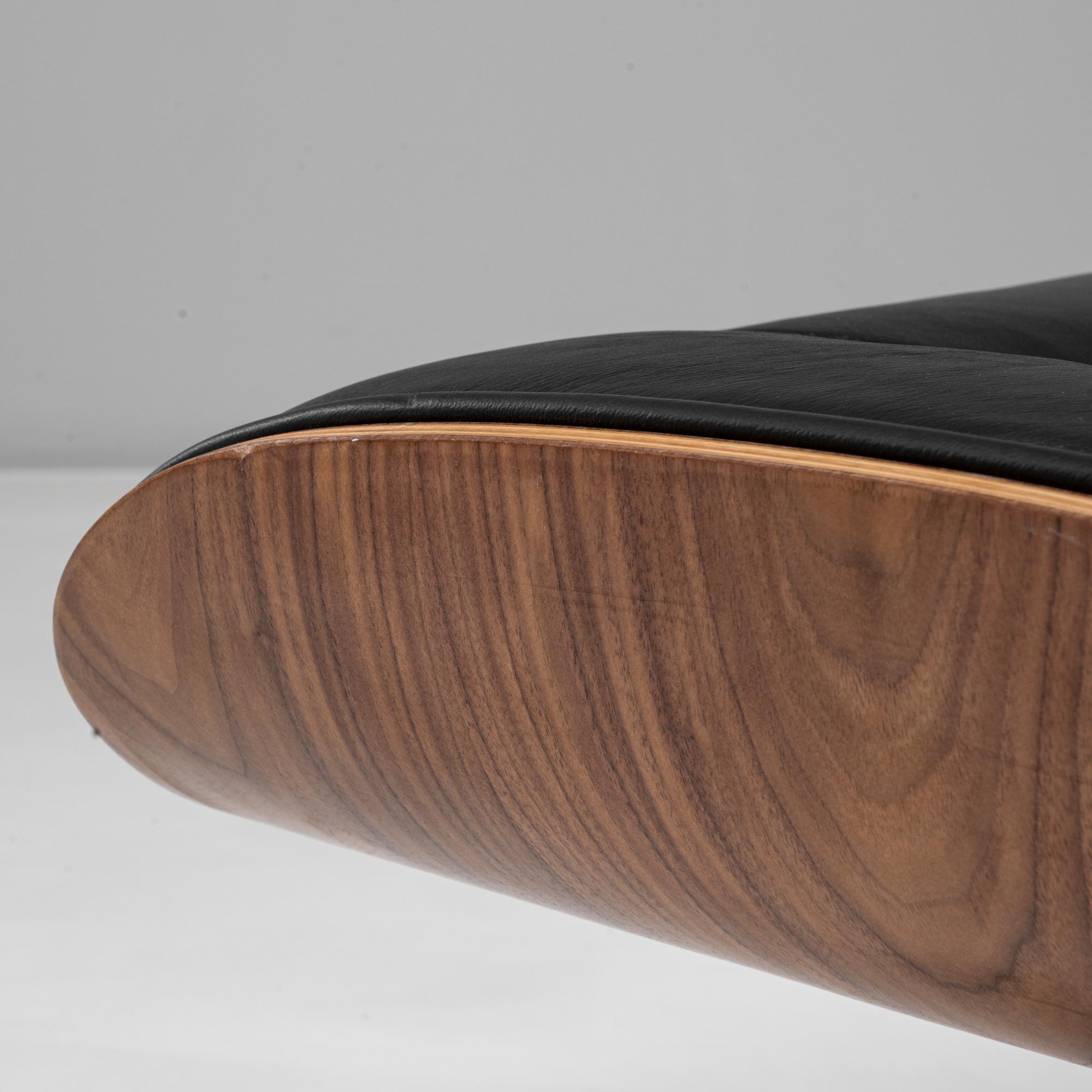 Pouf in pelle Eames di Herman Miller, metà secolo moderno in vendita 4