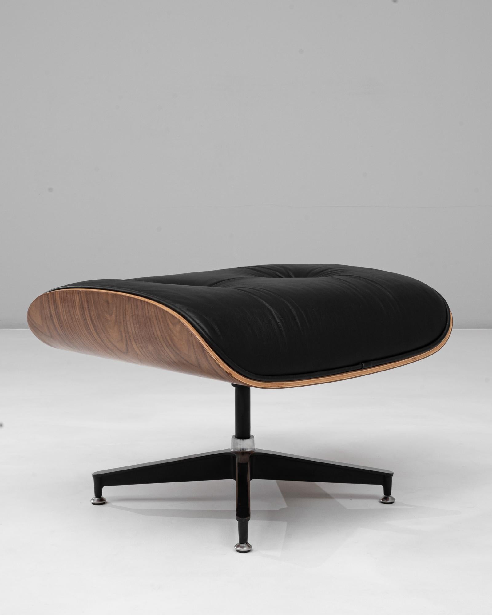 Pouf in pelle Eames di Herman Miller, metà secolo moderno in vendita 2
