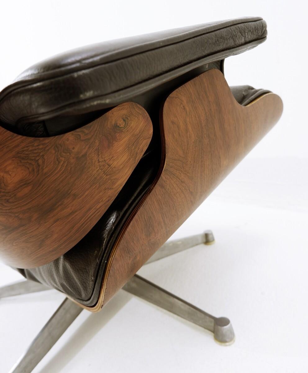 Mid-Century Modern Eames Lounge Chair and Ottoman 8