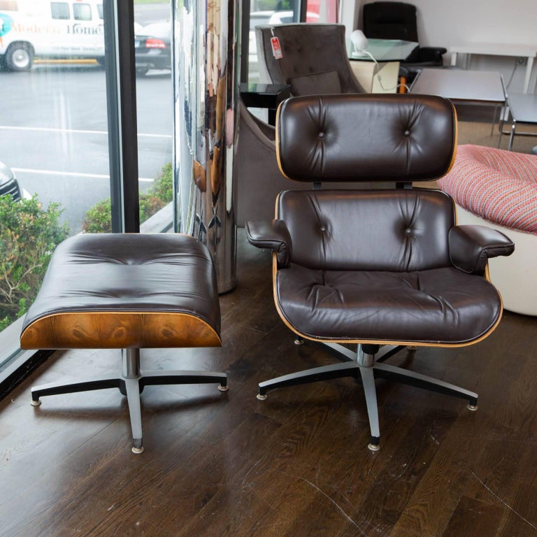 Mid-Century Modern Eames Style Lounge Chair at 1stdibs