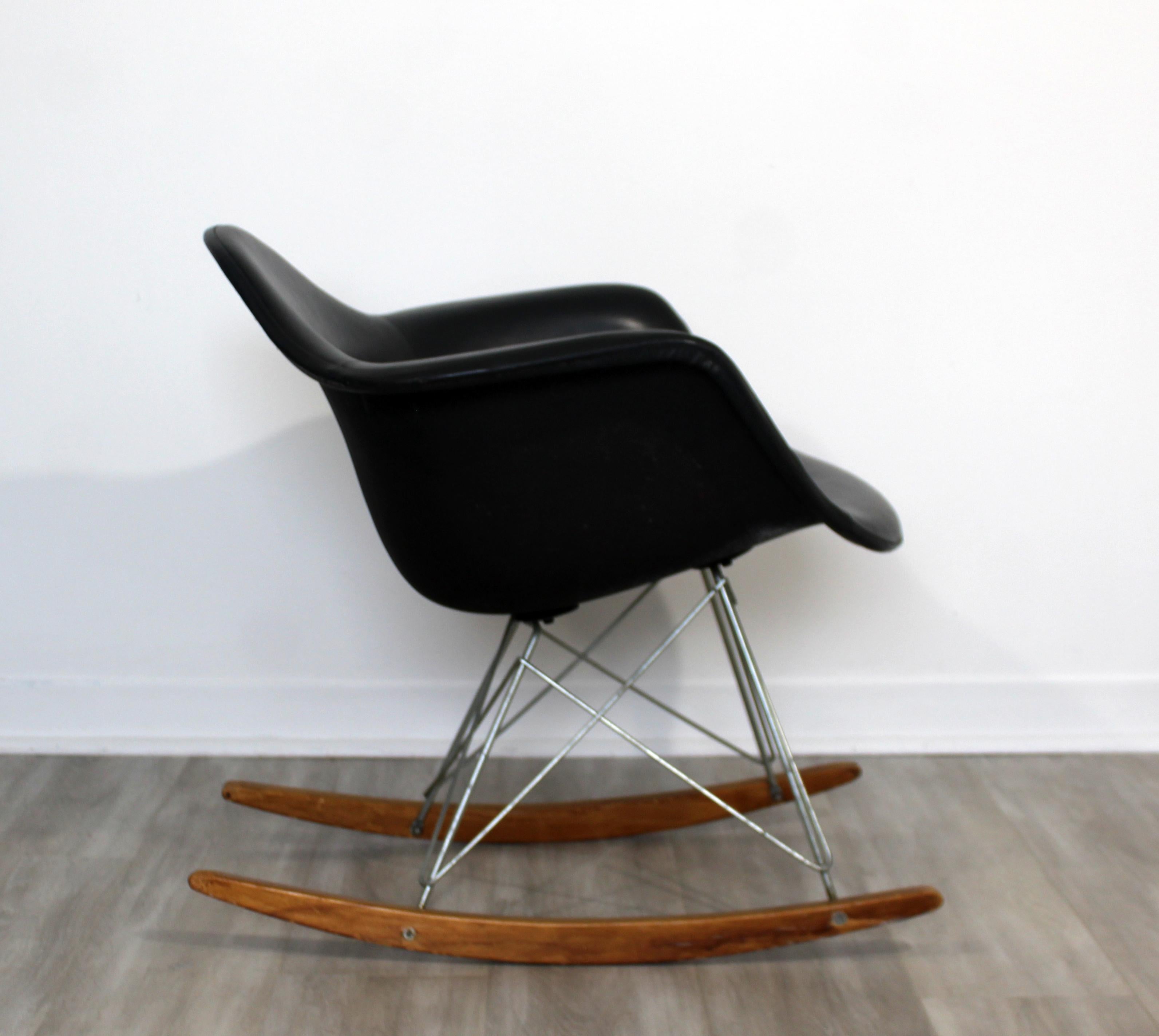 Mid-Century Modern Early Charles Eames Eiffel Tower Rocker Rocking Chair, 1950s In Good Condition In Keego Harbor, MI