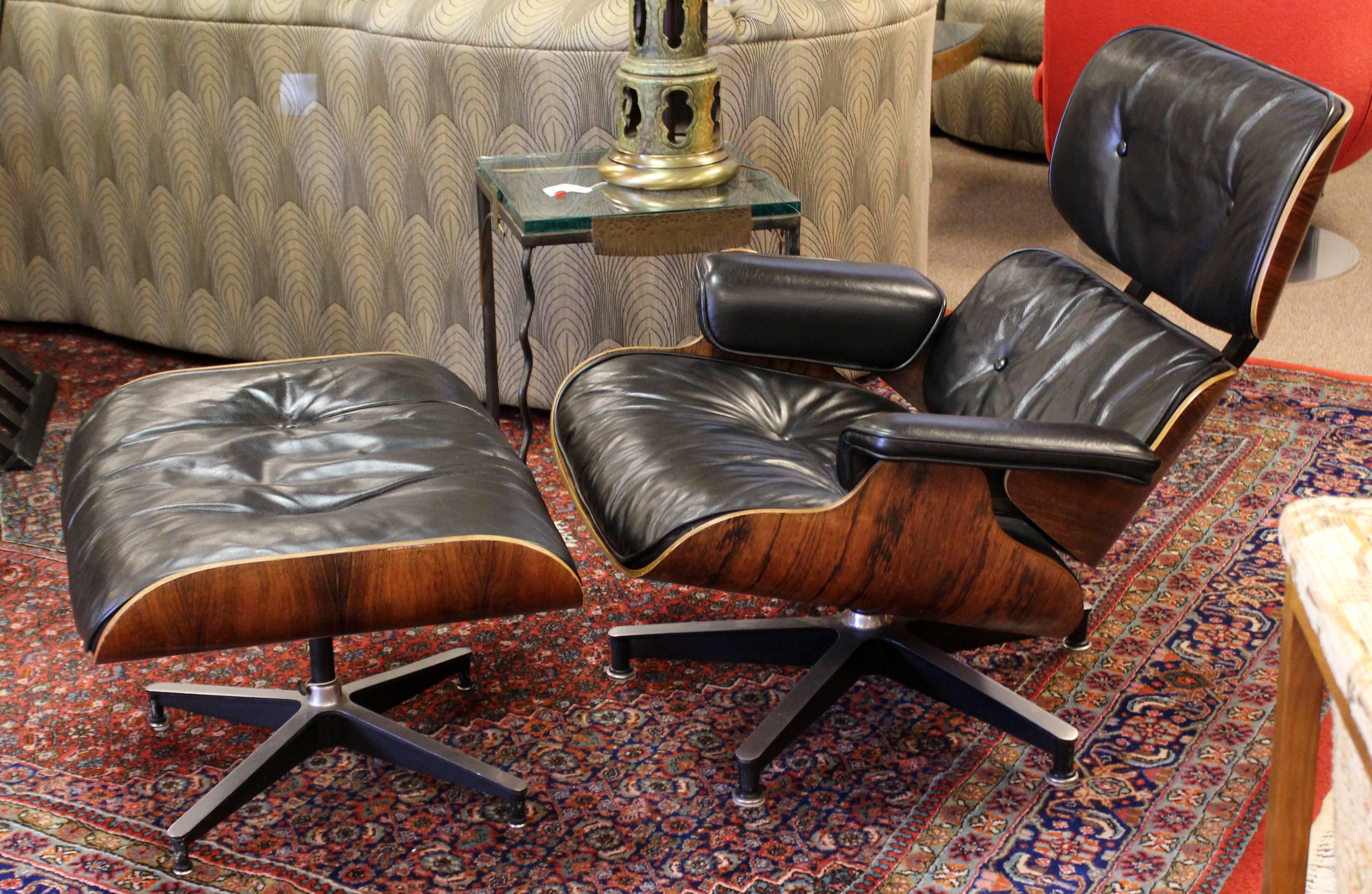 American Mid-Century Modern Early Eames Herman Miller Rosewood Lounge Chair Ottoman 1950s