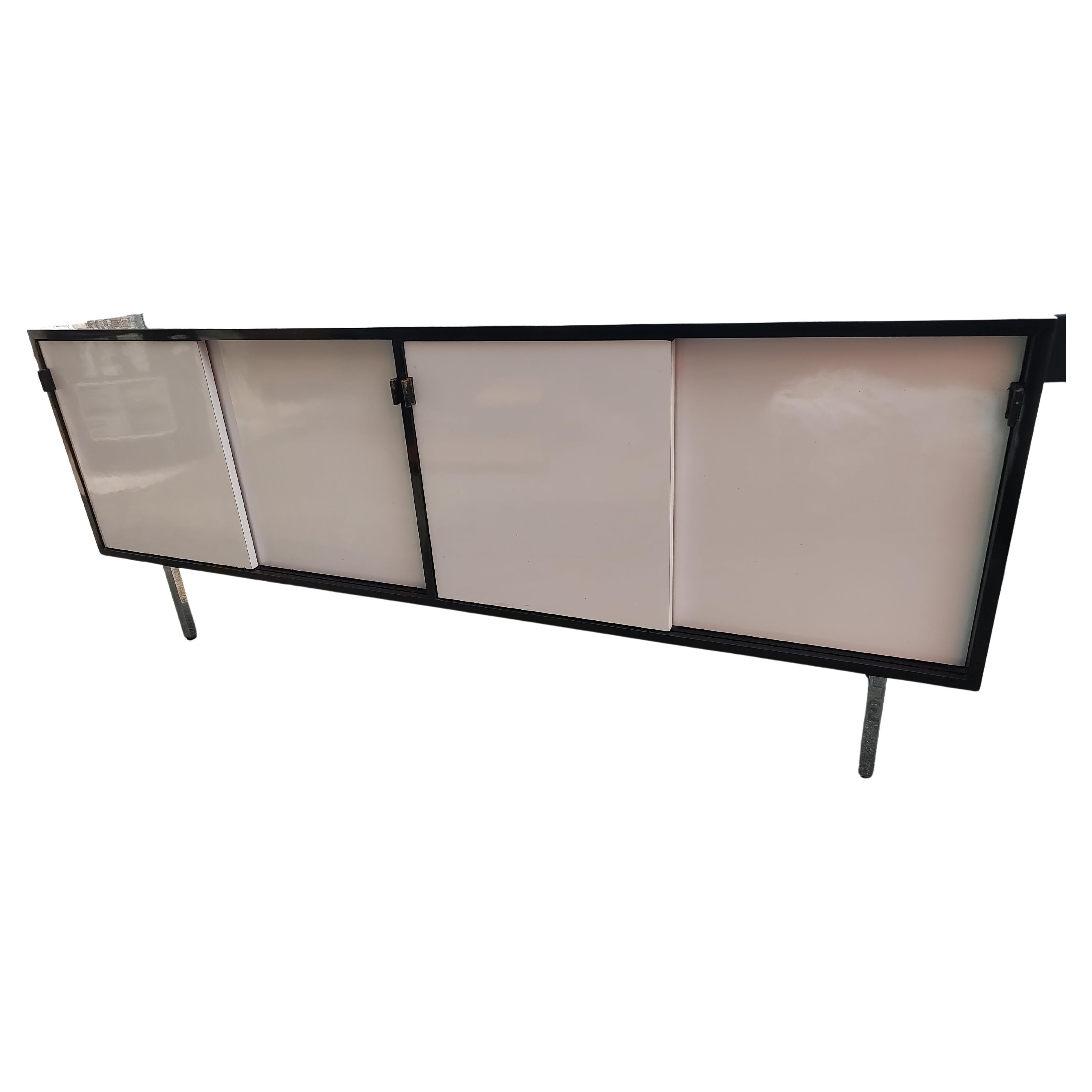 Mid-Century Modern Early Knoll Credenza in Black & White Laminate Oak Interior