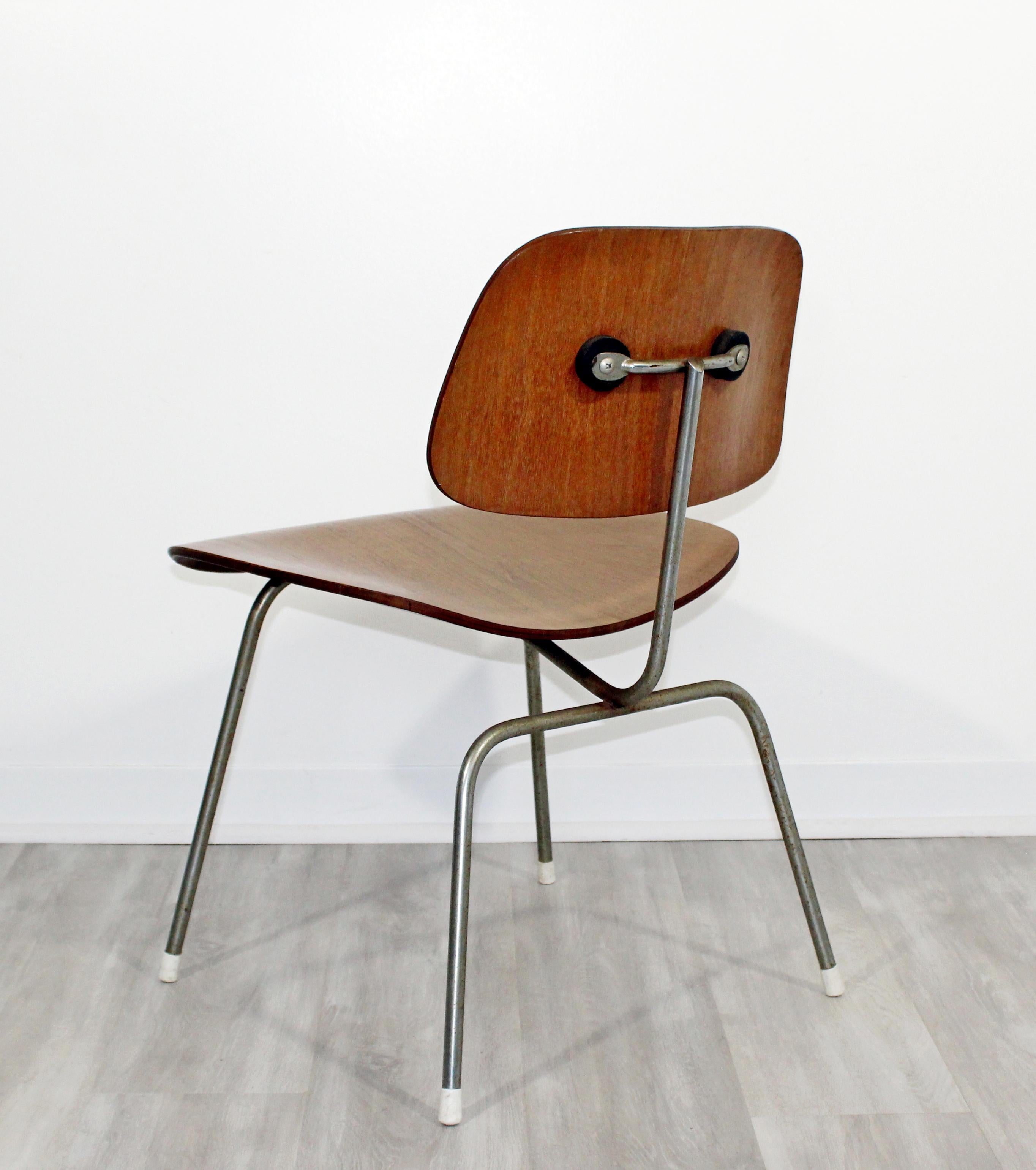 Wood Mid-Century Modern Early Original Eames Herman Miller DCM Side Chair, 1950s