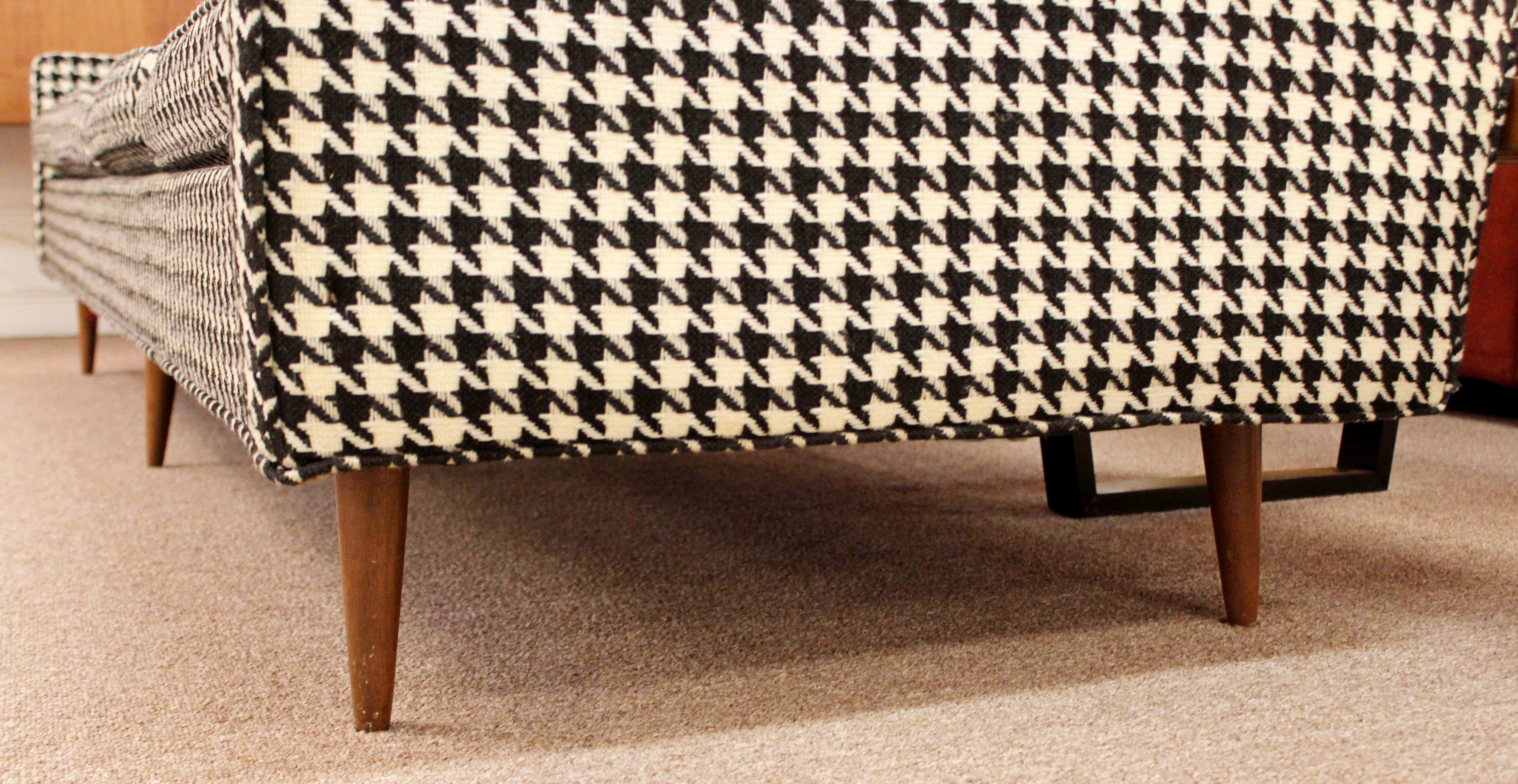 hounds tooth sofa