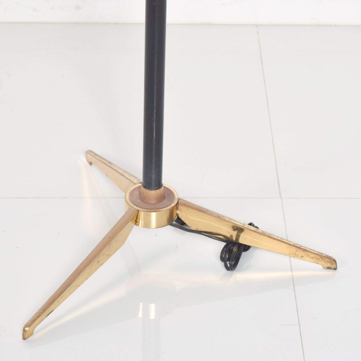 Mid-20th Century 1950s Style of Early Triennale Tripod Floor Lamp Brass and Brown Leather, Italy 