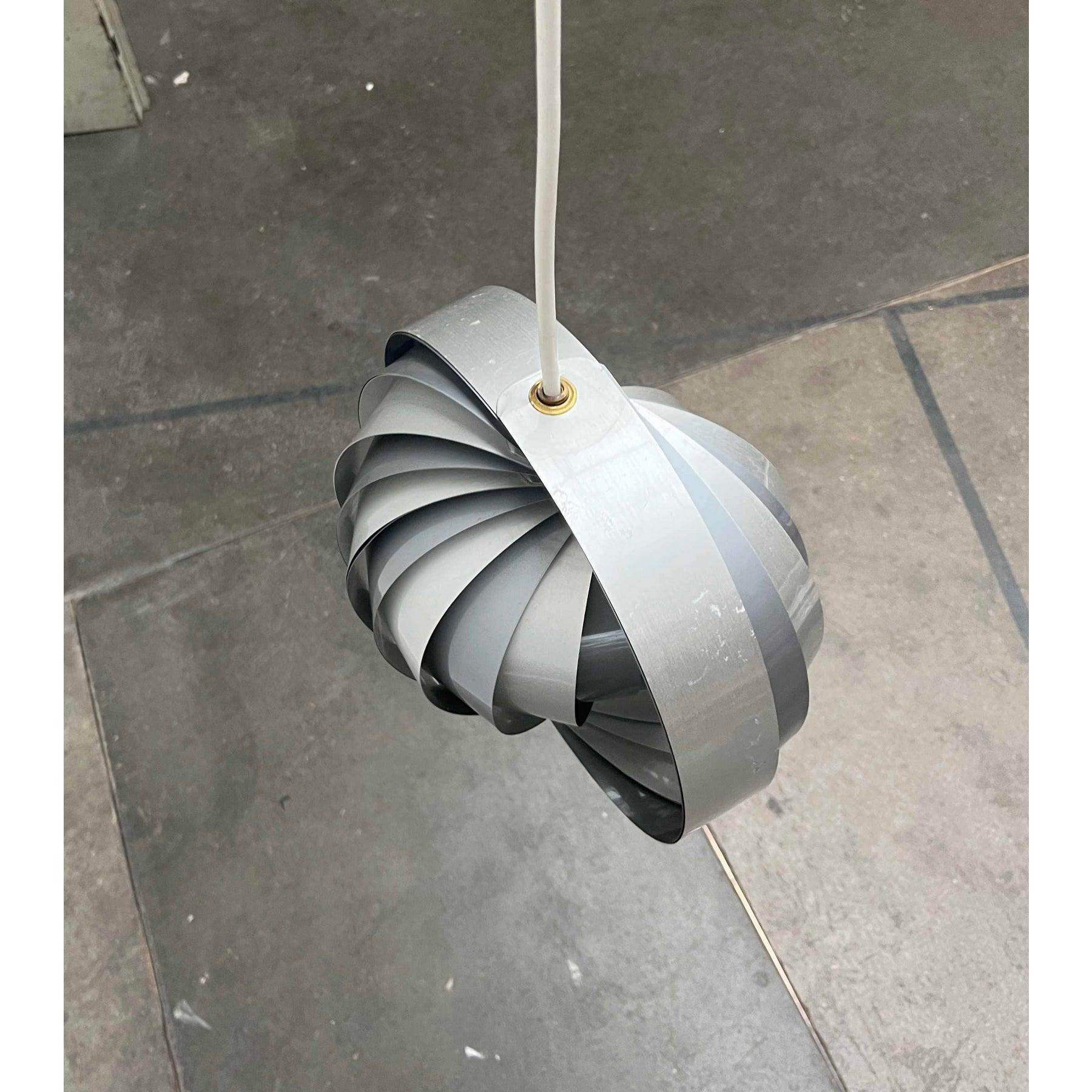 Moderne ostdeutsche Mond-Pendelleuchte von Verner Panton, 1960er Jahre im Angebot 8