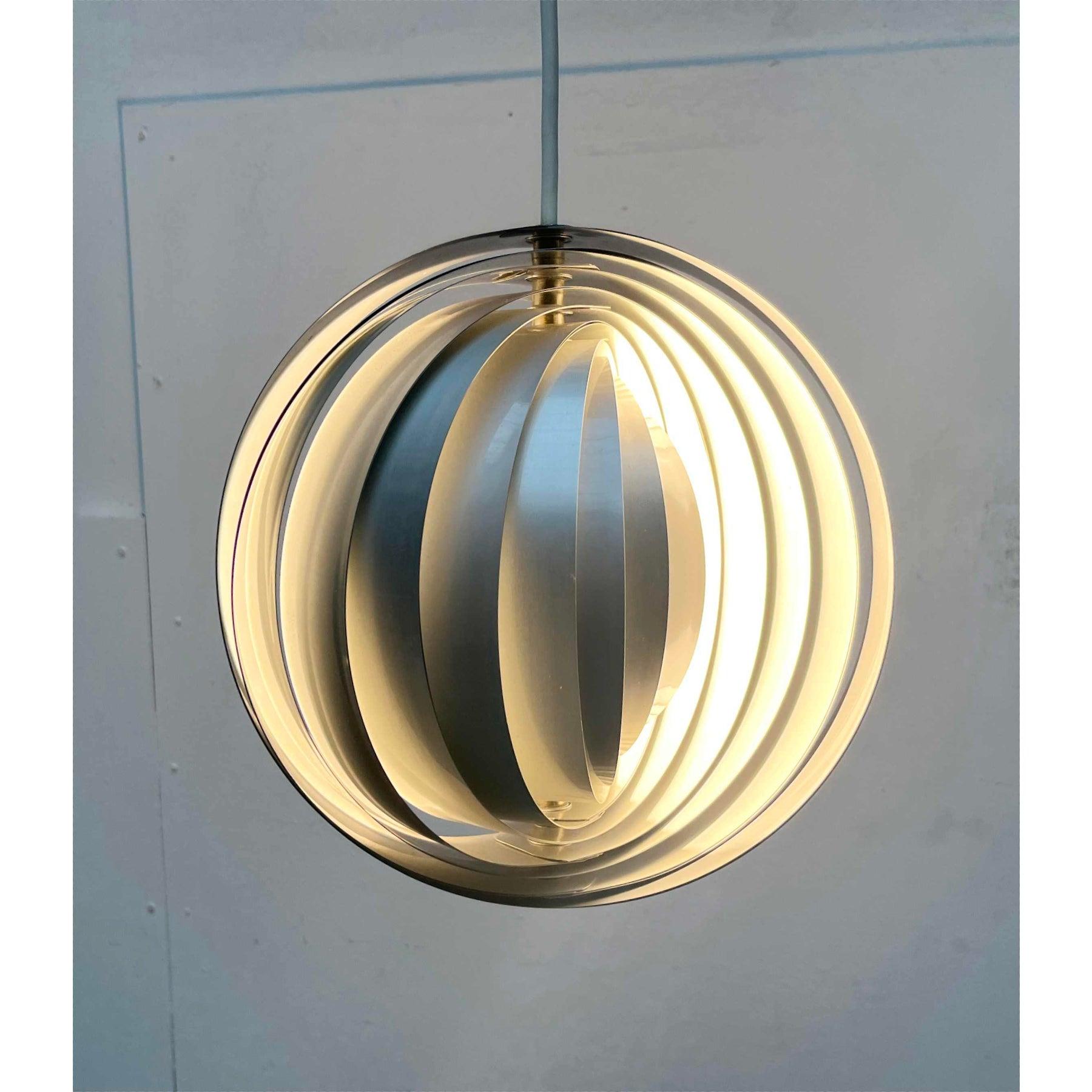 Moderne ostdeutsche Mond-Pendelleuchte von Verner Panton, 1960er Jahre im Angebot 2