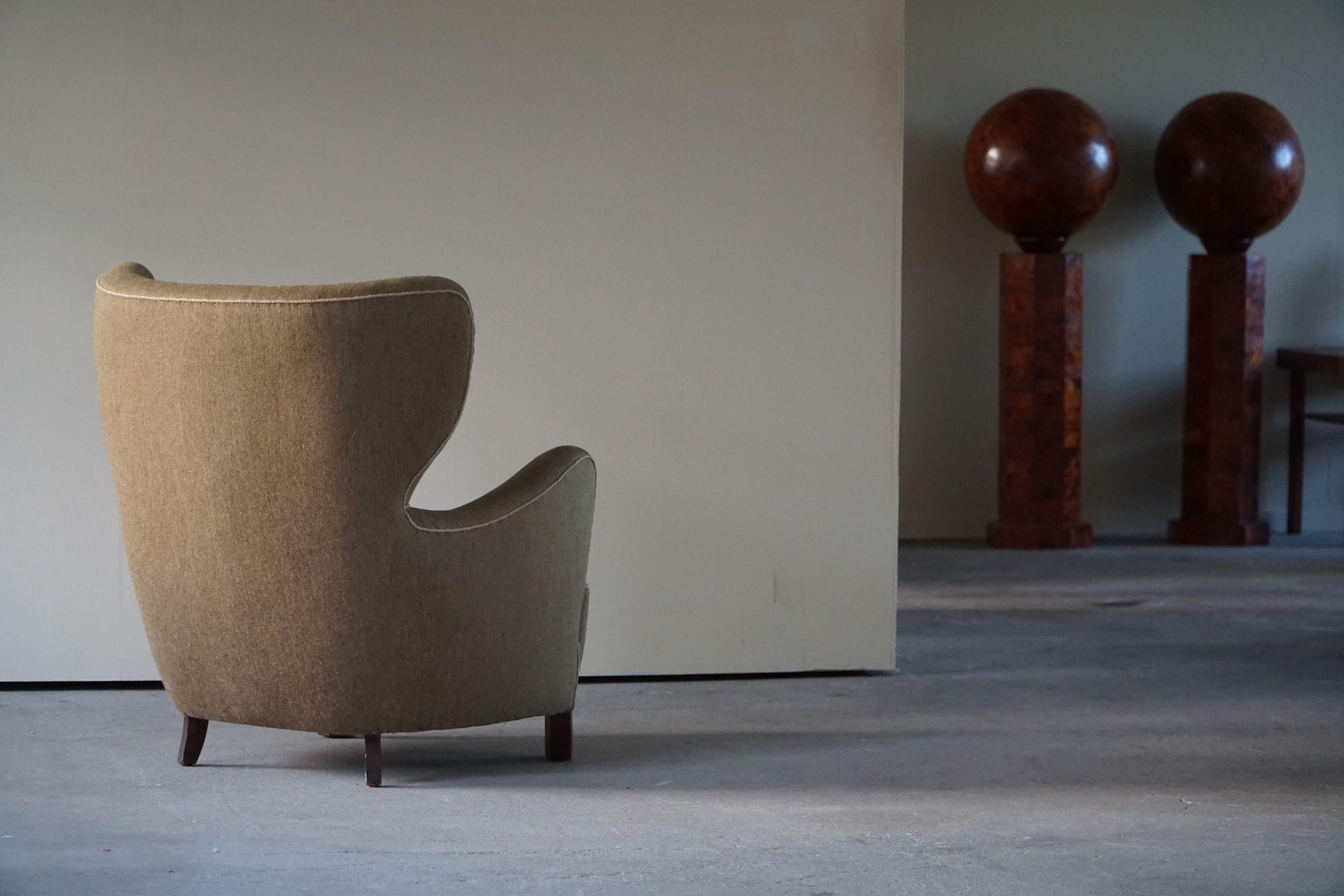 Mid-Century Modern Easy Chair, Flemming Lassen, Made in 1940s, Denmark In Good Condition In Odense, DK